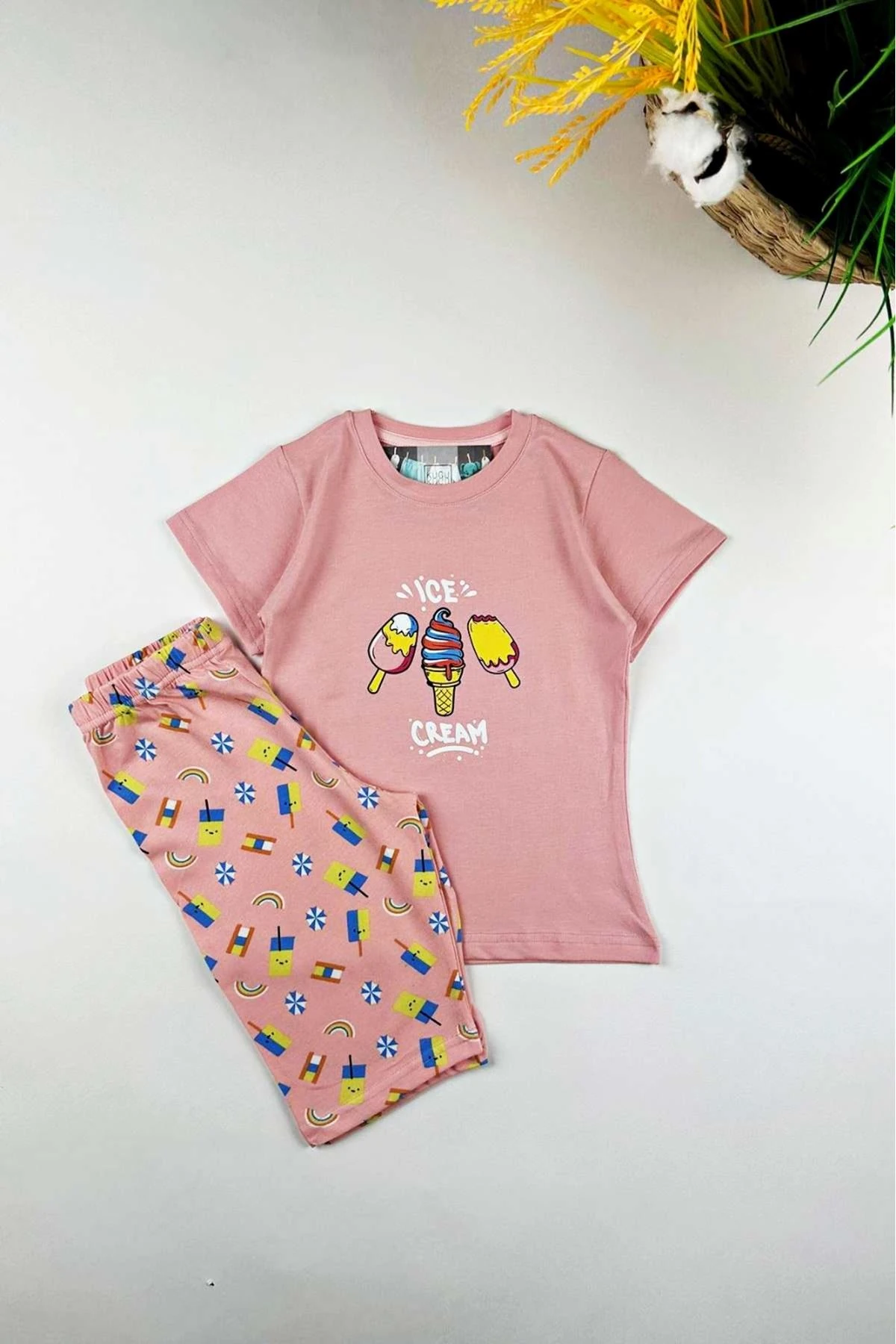 DONDURMA DESEN KAPRİLİ PİJAMA TAKIMI
