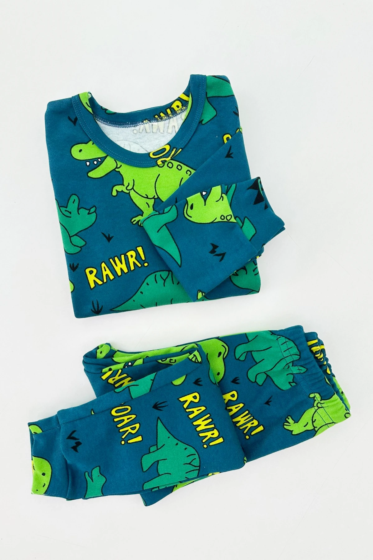 YEŞİL RENK DİNAZOR DESEN ERKEK ÇOCUK PİJAMA TAKIMI 