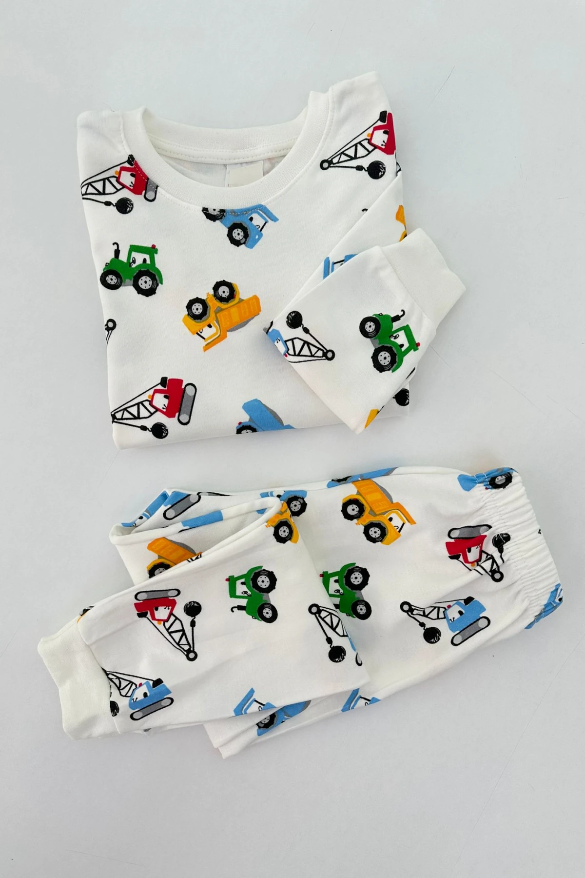EKRU RENK ARABA DESEN ERKEK ÇOCUK PİJAMA TAKIMI