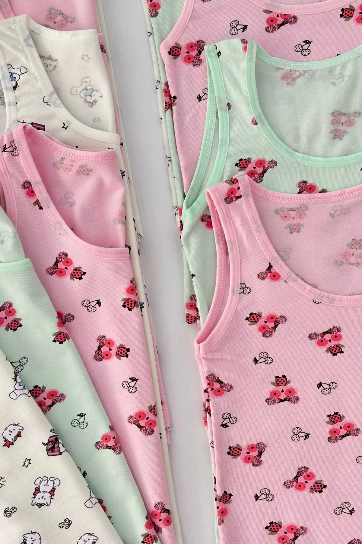 12'Lİ KALIN ASKILI KARIŞIK DESENLİ KIZ ÇOCUK ATLET SET  ( DESENLER KARIŞIK GELEBİLİR.)