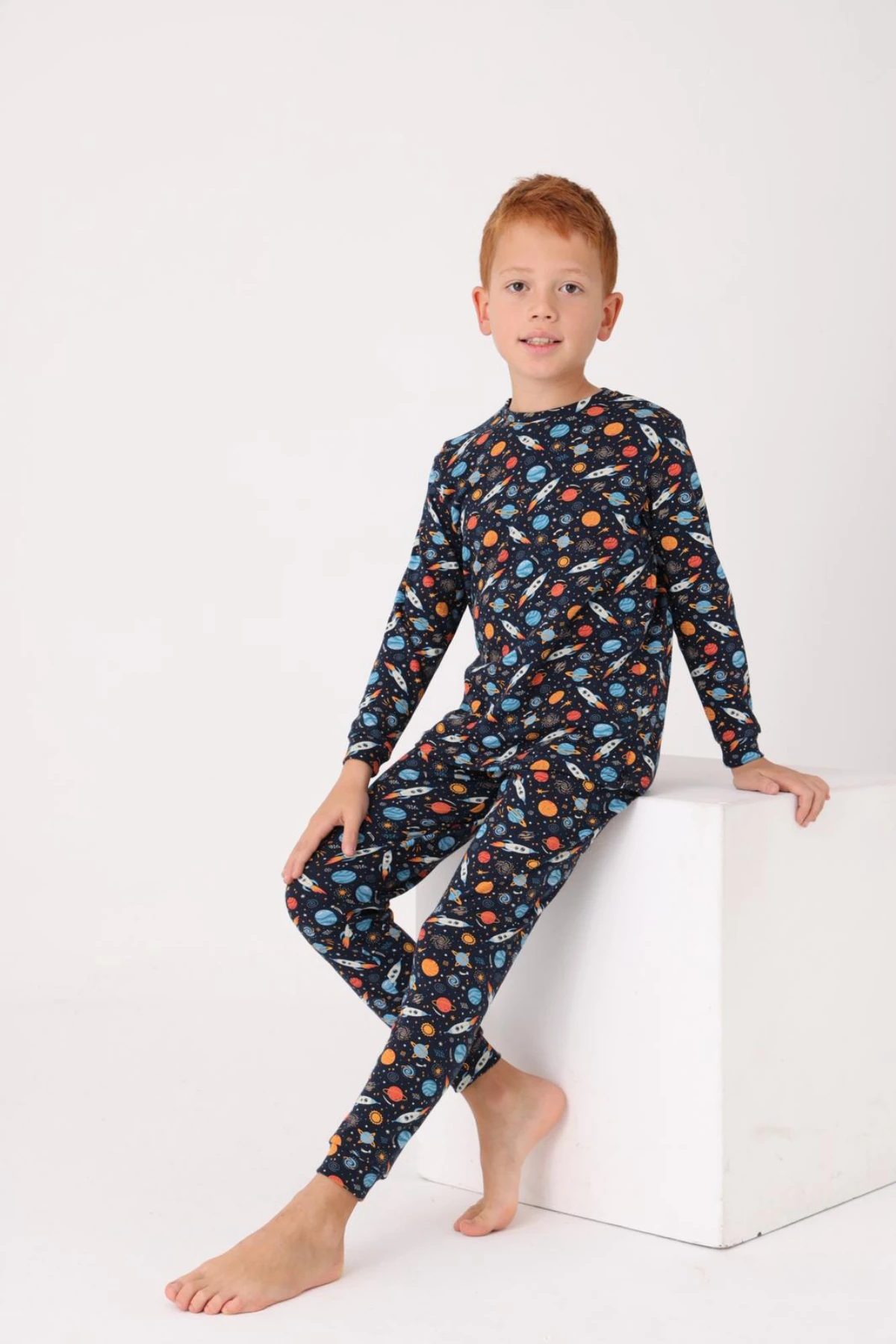 LACİVERT RENK GEZEGEN DESEN ERKEK ÇOCUK PİJAMA TAKIMI