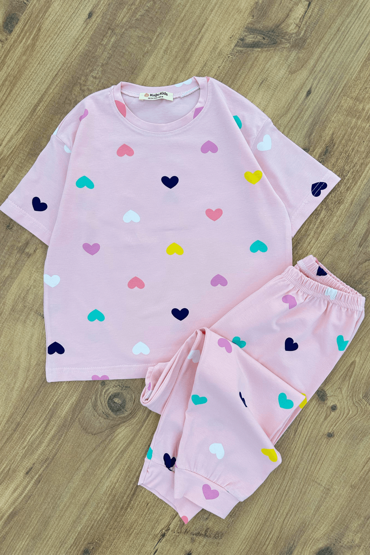 PEMBE RENK KALP DESEN KIZ ÇOCUK KISA KOLLU PİJAMA TAKIMI