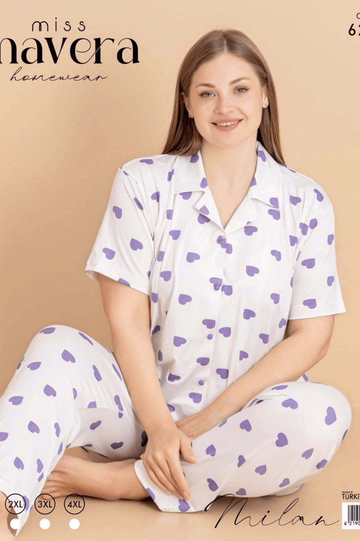 ÖNDEN DÜĞMELİ EKRU RENK LİLA KALP DESEN KISA KOL KADIN PİJAMA TAKIMI