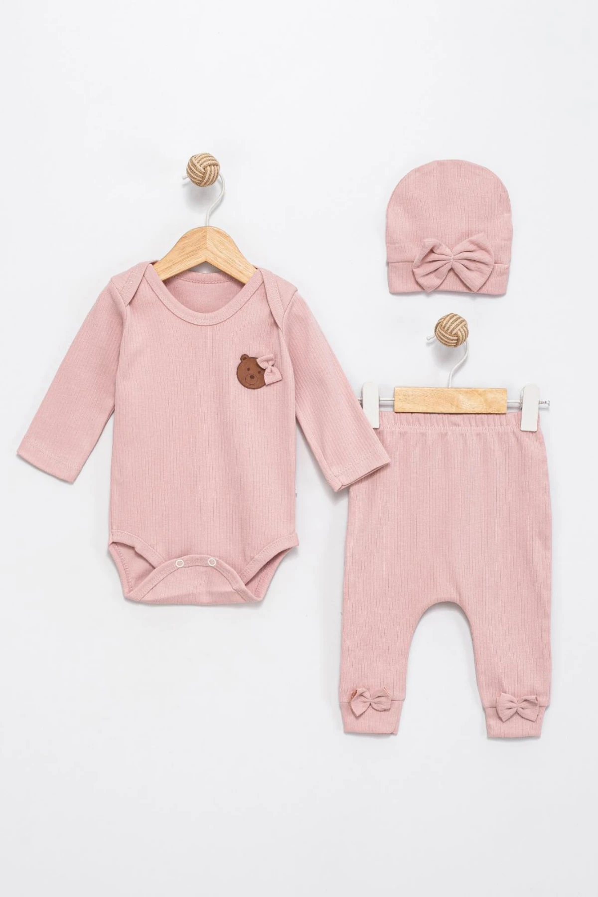 PUDRA RENK FİYONK DETAYLI KIZ BEBEK ŞAPKALI ZIBIN SET