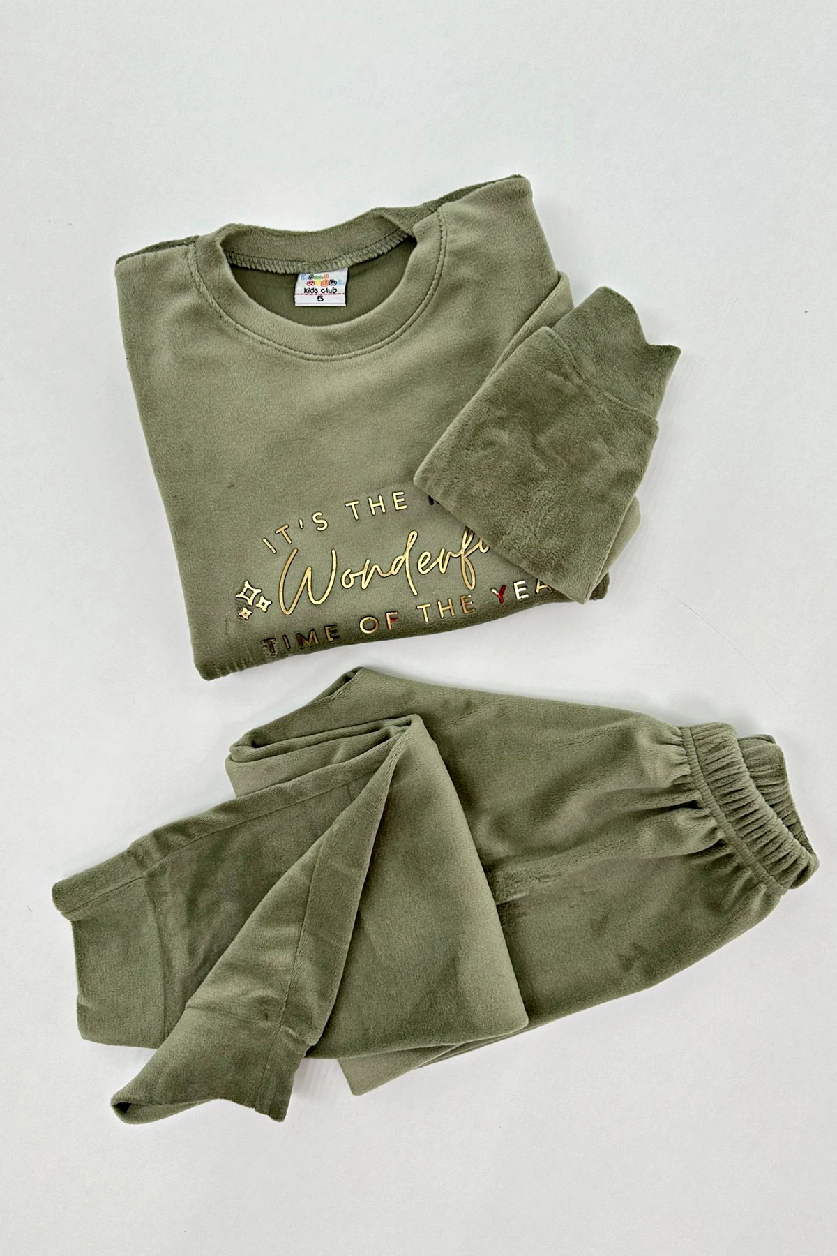 HAKİ RENK YAZI BASKILI KIZ ÇOCUK KADİFE PİJAMA TAKIMI