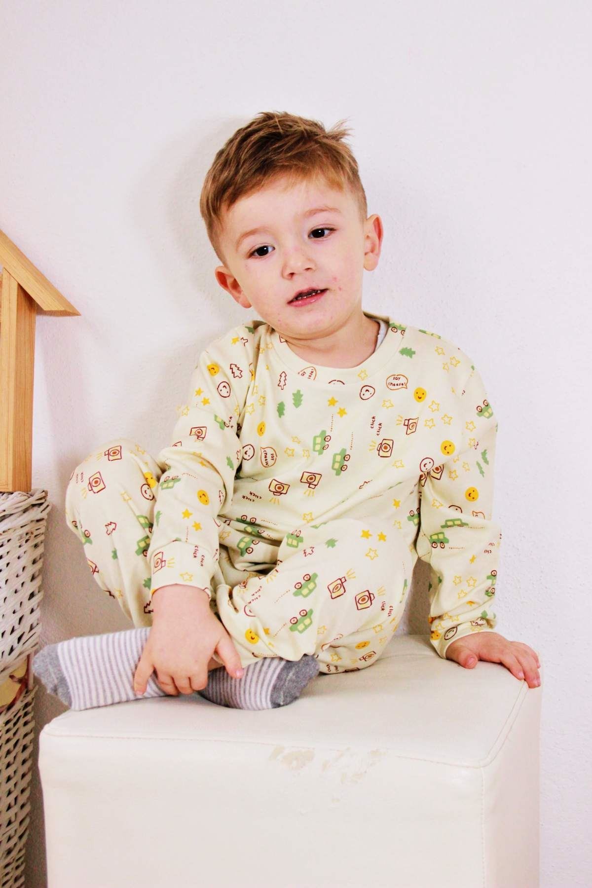 FOTOĞRAF MAKİNESİ DESEN PİJAMA TAKIMI