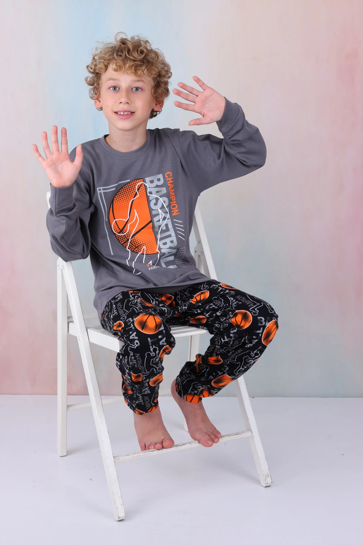 FÜME RENK BASKETBOL BASKILI ERKEK ÇOCUK PİJAMA TAKIMI