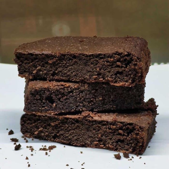 Taze Pastane Ketojenik Browni