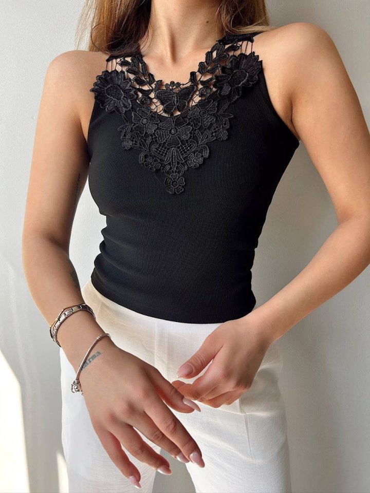 Kadın Kumaş Dantel Detaylı Bluz