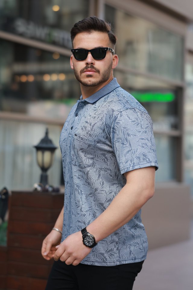 Erkek Yakalı Jakar Baskılı Kısa Kollu T-shirt