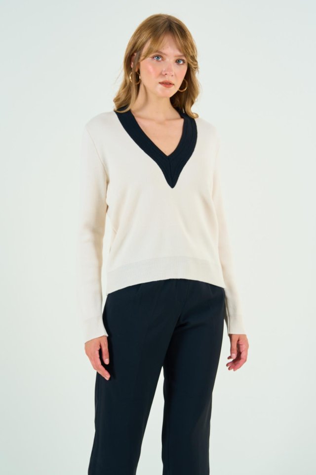 V Yaka Triko Kazak - Krem-Siyah