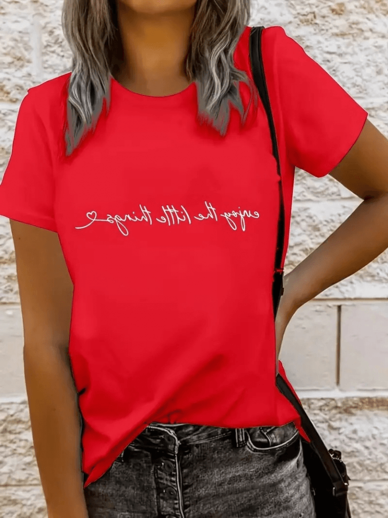 Kadın Kısa Kollu önü Yazı Baskılı Basic Süprem Bluz