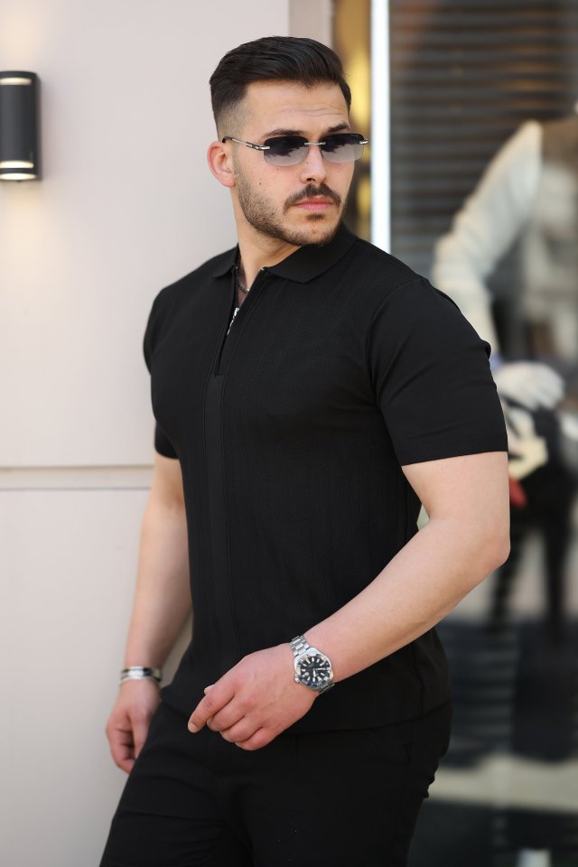 Erkek Yakası Fermuarlı Kısa Kollu T-shirt