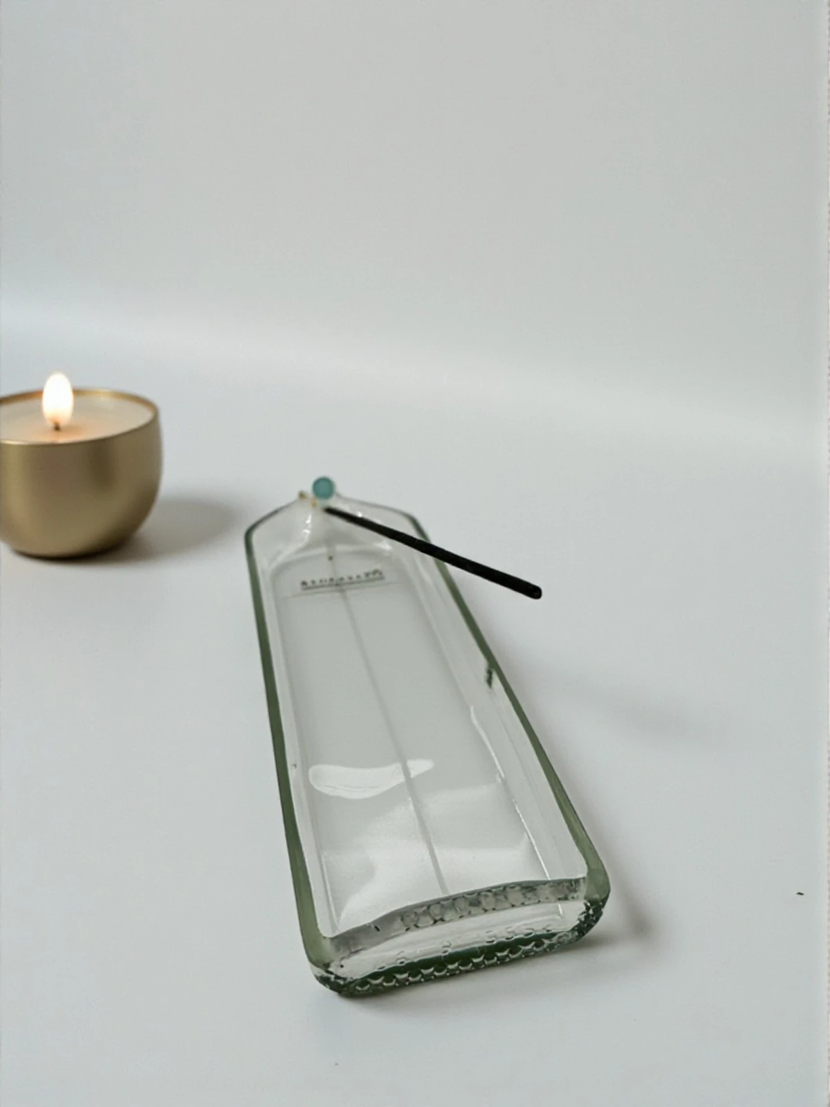 Sustainable Serenity – El Yapımı Cam Tütsülük