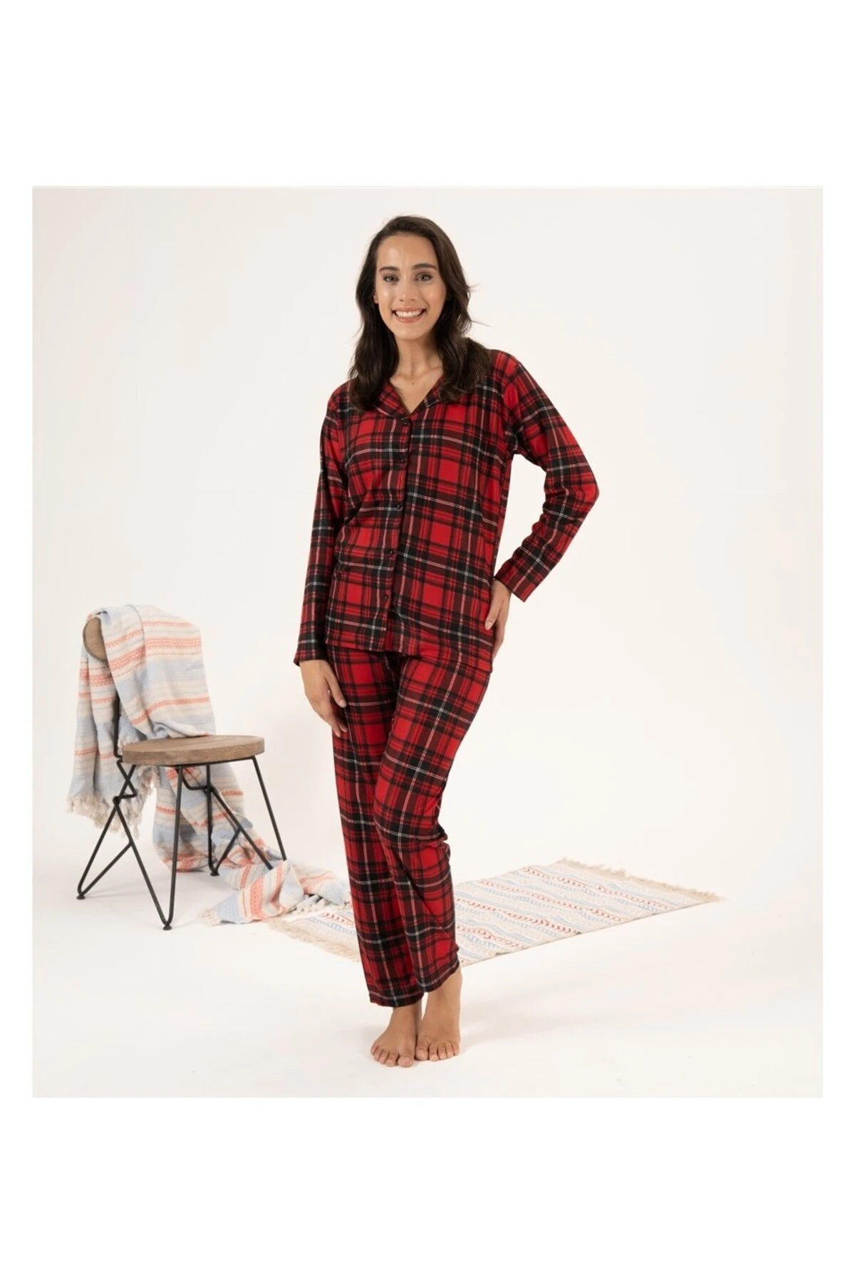 Kadın Pijama Takım Kare Desenli Önden Düğmeli Süet