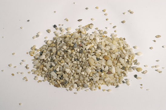 Aquadeco AQUARIUM GRAVELS 4-6 MM 1 KG Dere Kumu (açık)