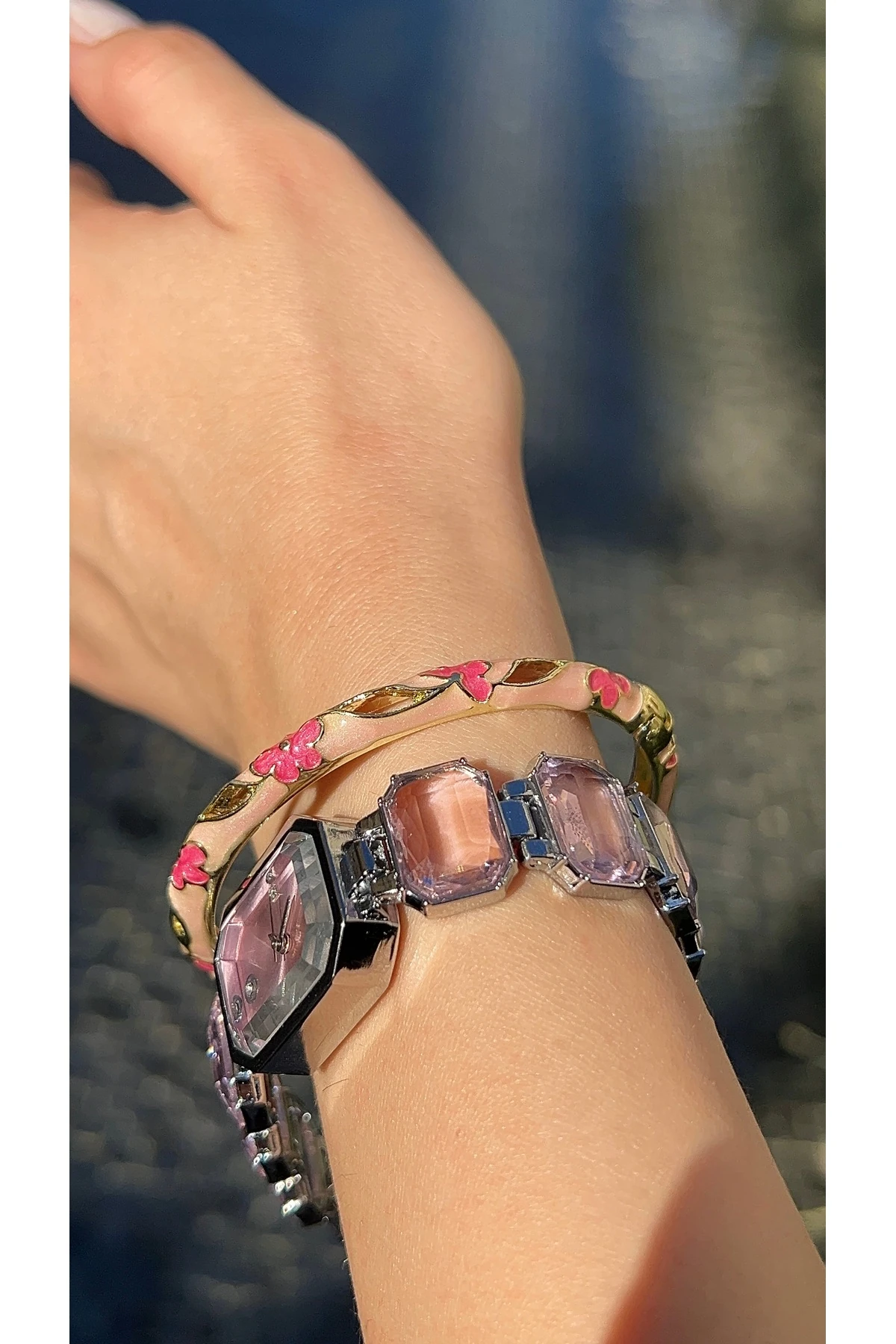 swarvovski model saat