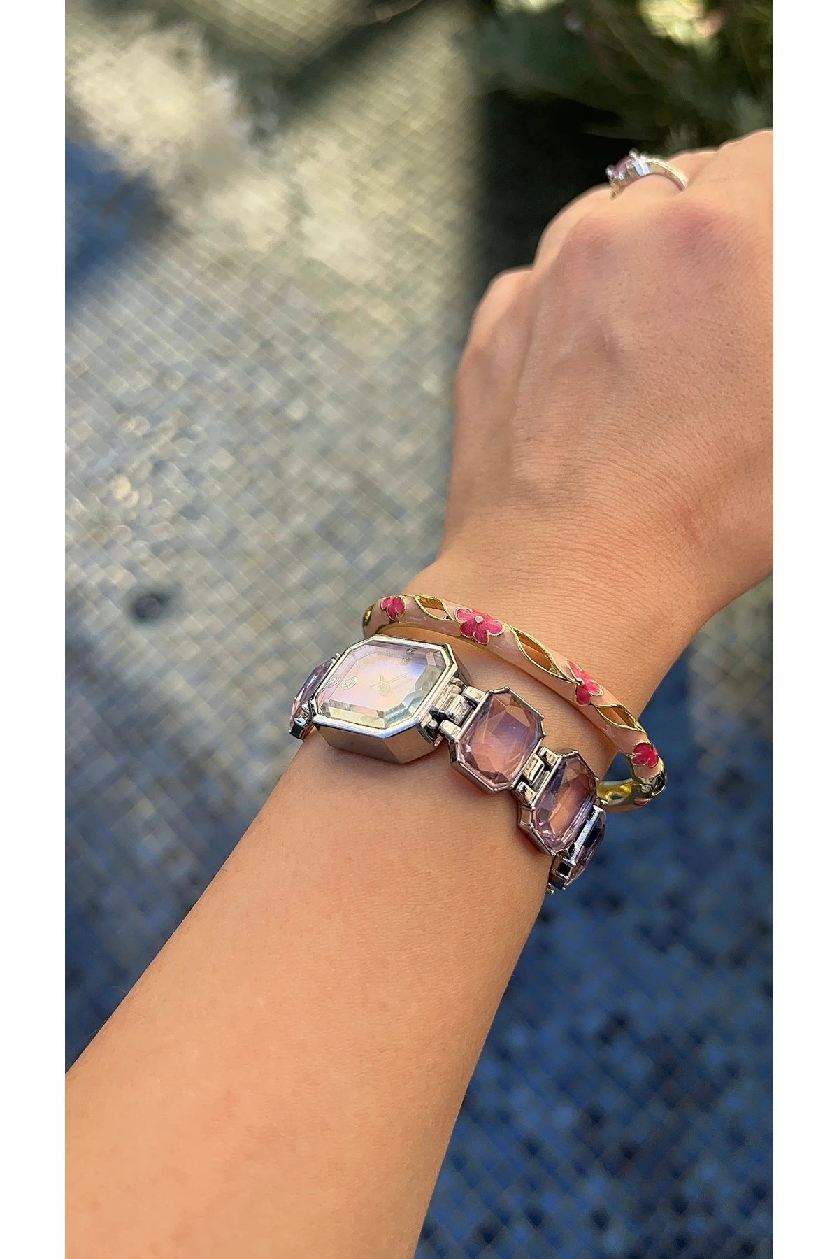 swarvovski model saat