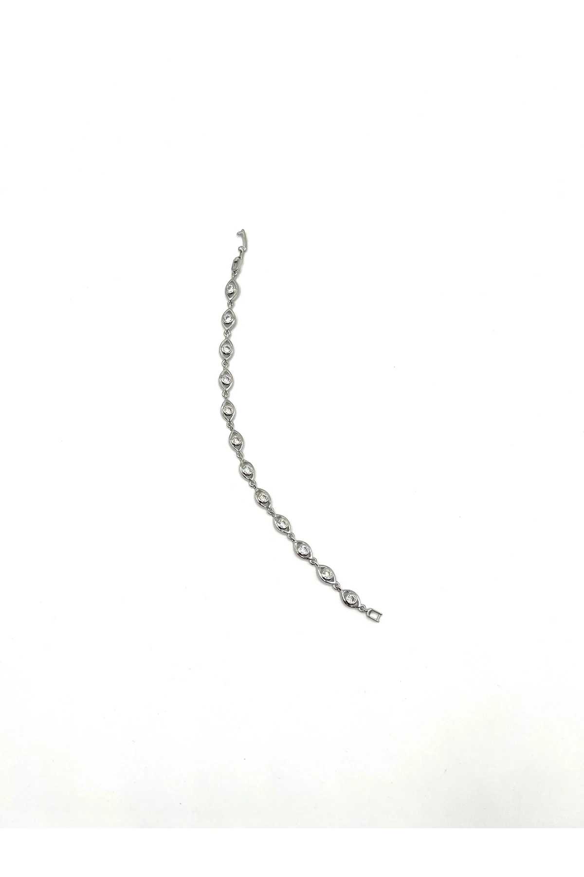 Göz şeklinde çelik kaplama bileklik