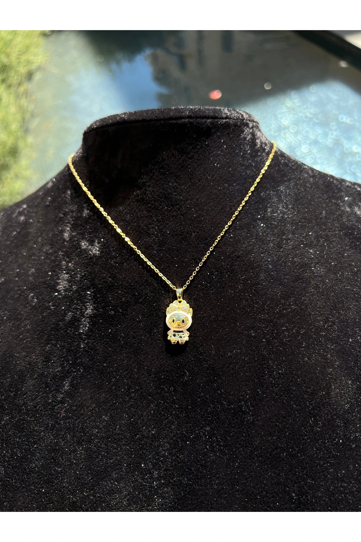 Altın sarısı labubu çelik kolye