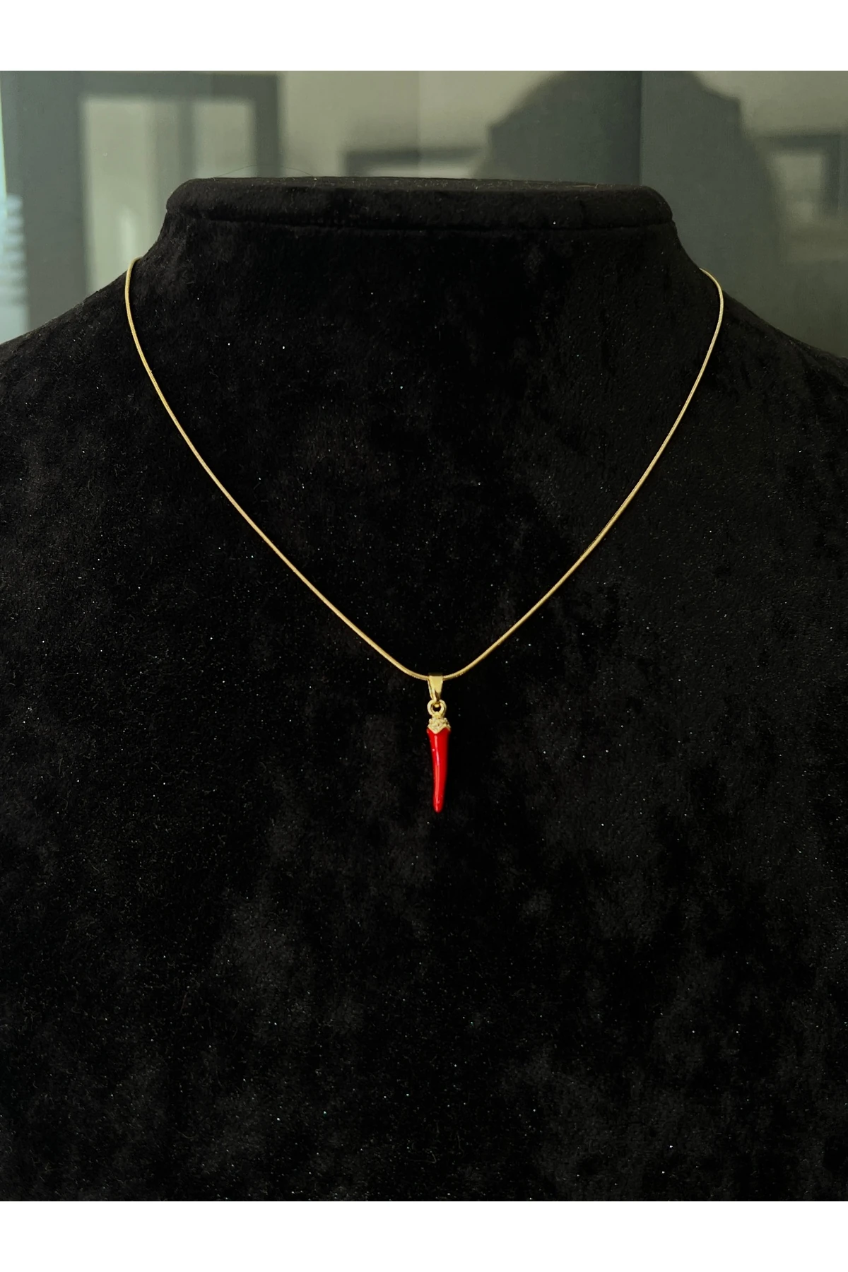 Kırmızı Enerji Şans Kolyesi