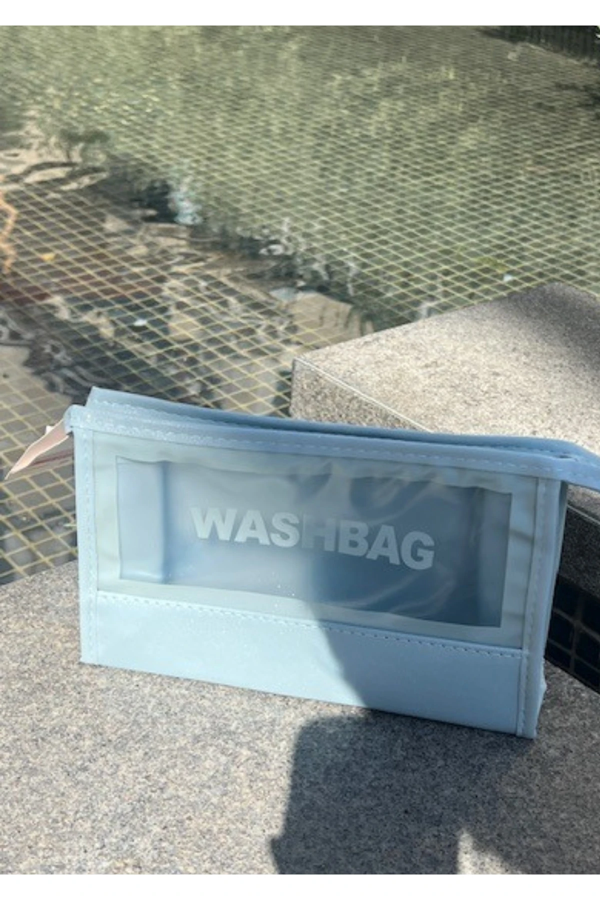 Kadın makyaj ve seyehat çantası