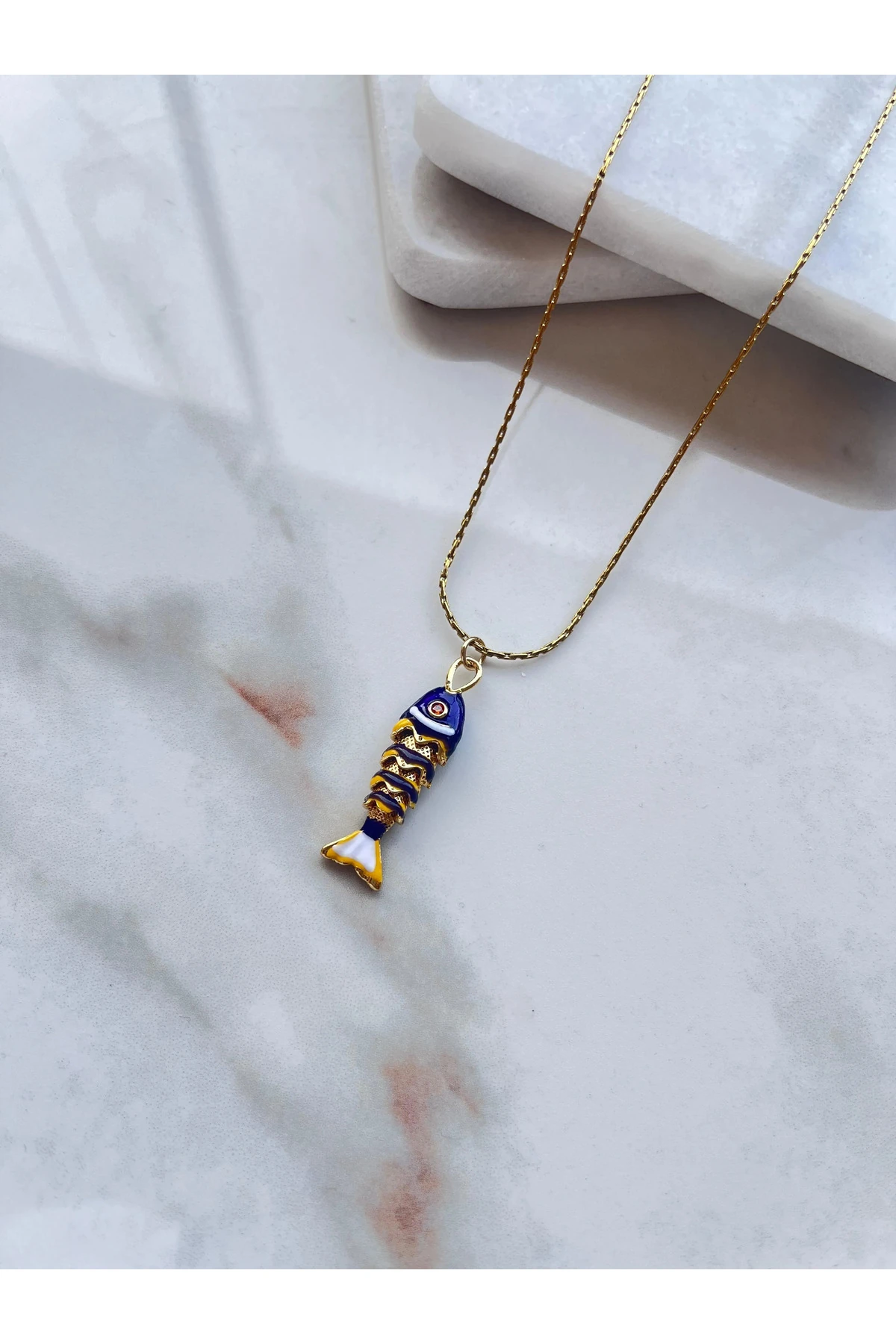 Lacivert balık kolye