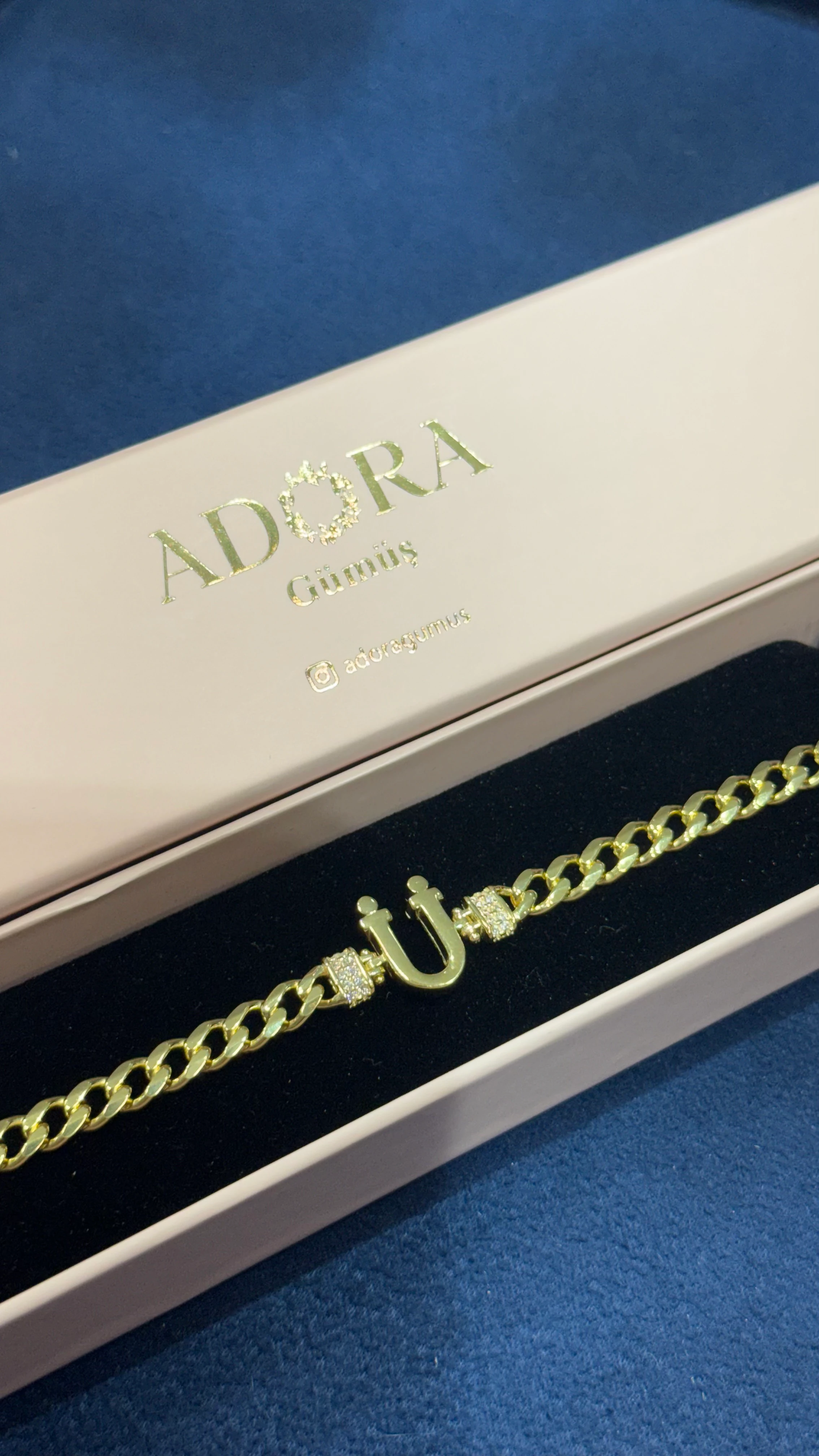 925 Ayar Gümüş Üzerine 14 Ayar Altın Kaplama Ü Harfi Gurmet Harf Bileklik 