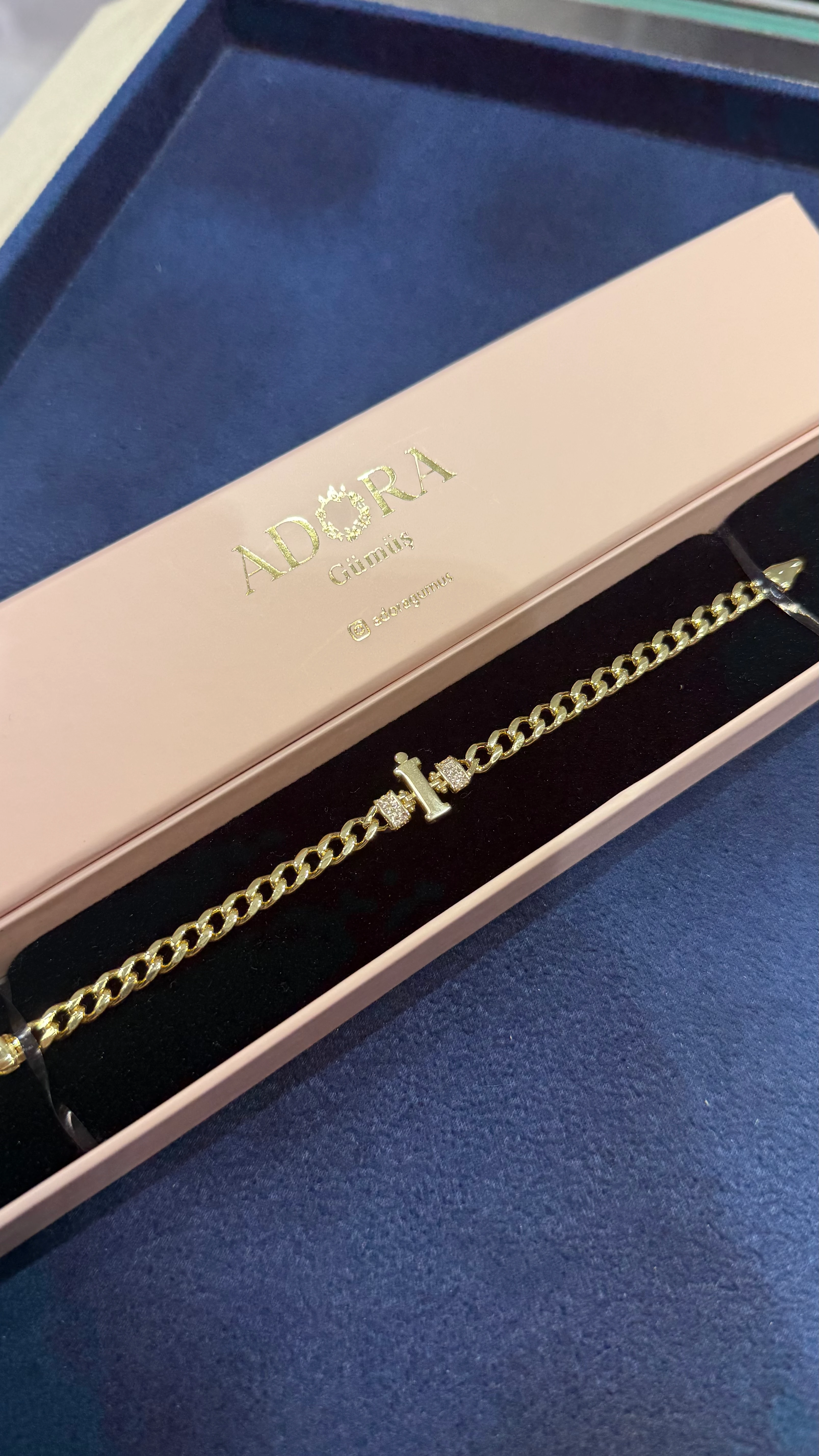 925 Ayar Gümüş Üzerine 14 Ayar Altın Kaplama İ Harfi Gurmet Harf Bileklik