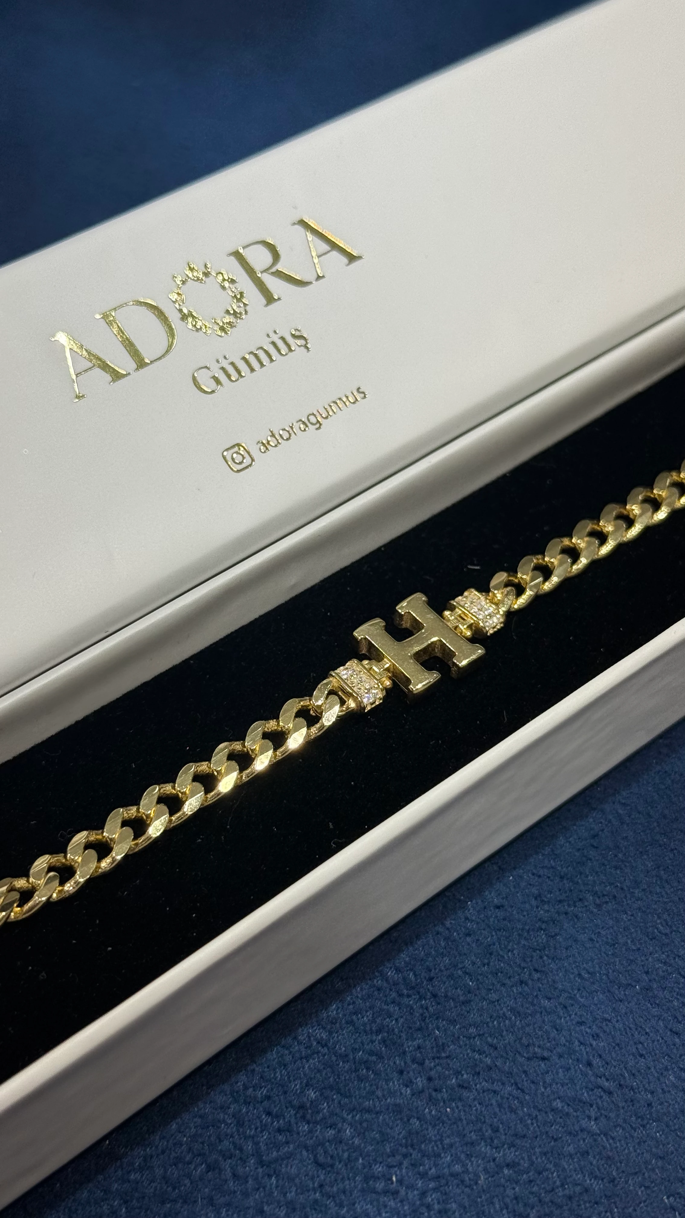 925 Ayar Gümüş Üzerine 14 Ayar Altın Kaplama H Harfi Gurmet Harf Bileklik