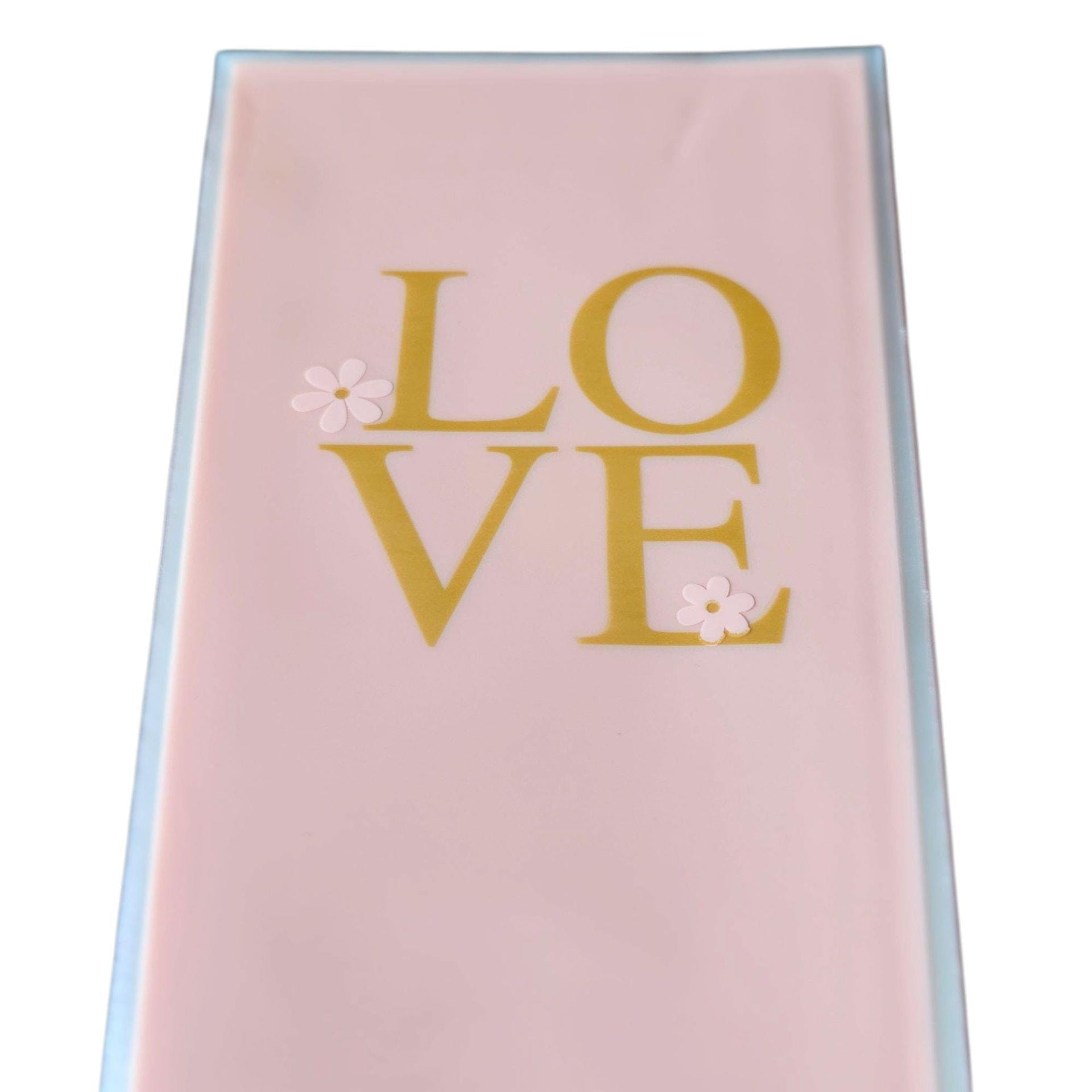 Love Yazılı Tek Gül Buketlik