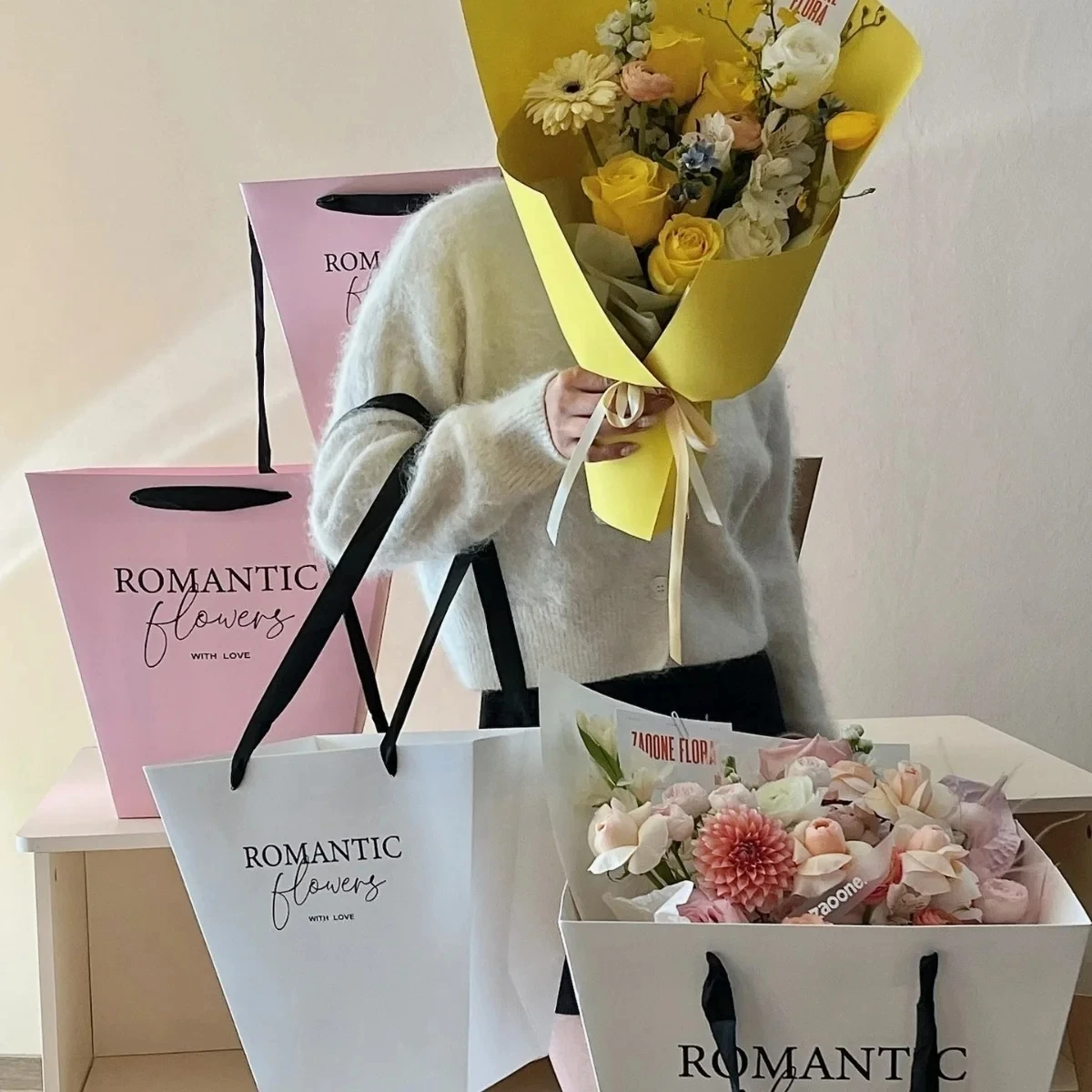 Romantik Flowers Çiçek Buketi Taşıma Çantası - 2 Adet -Beyaz