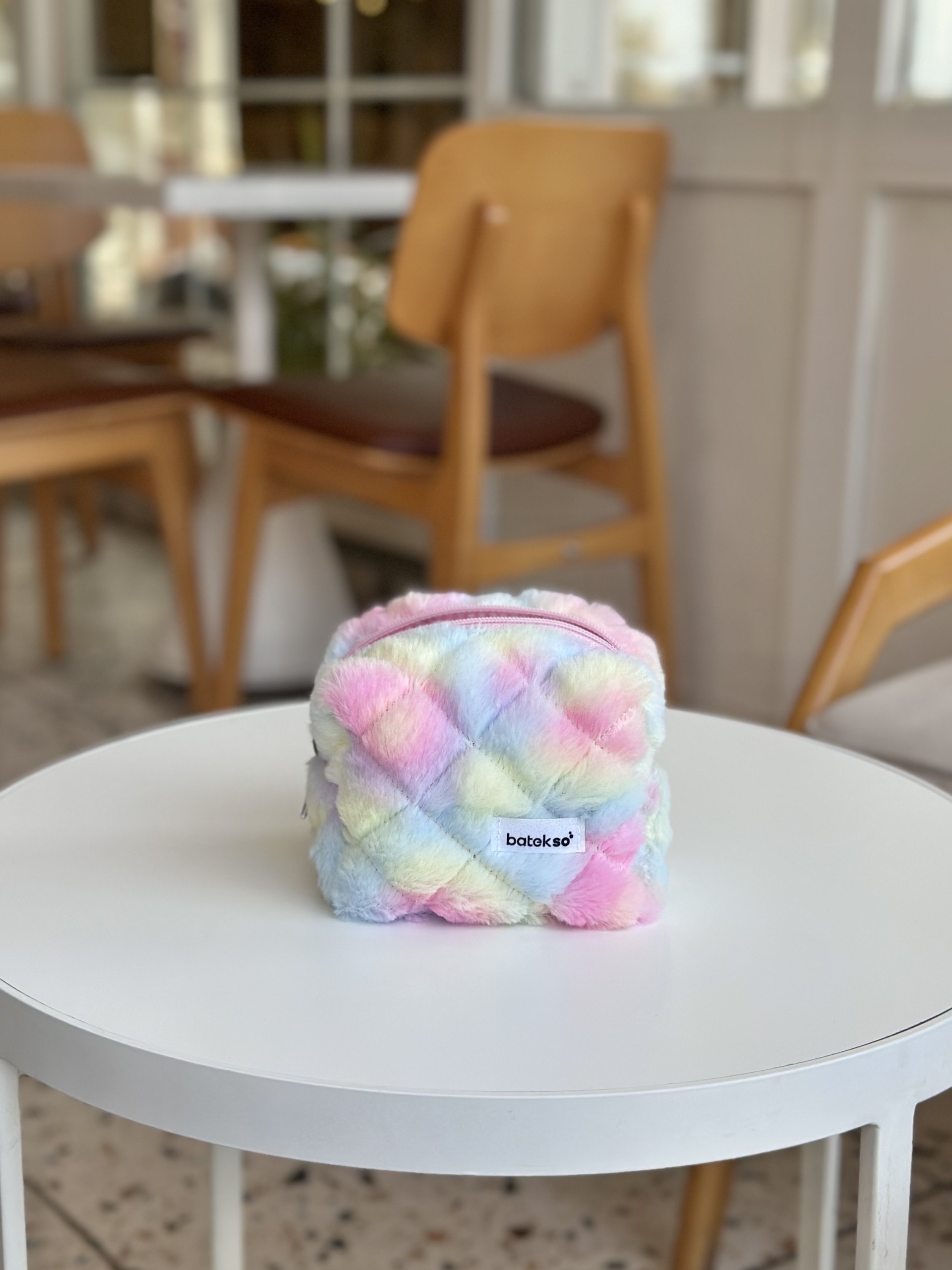 Renkli Peluş Makyaj Çantası - Küçük Boy