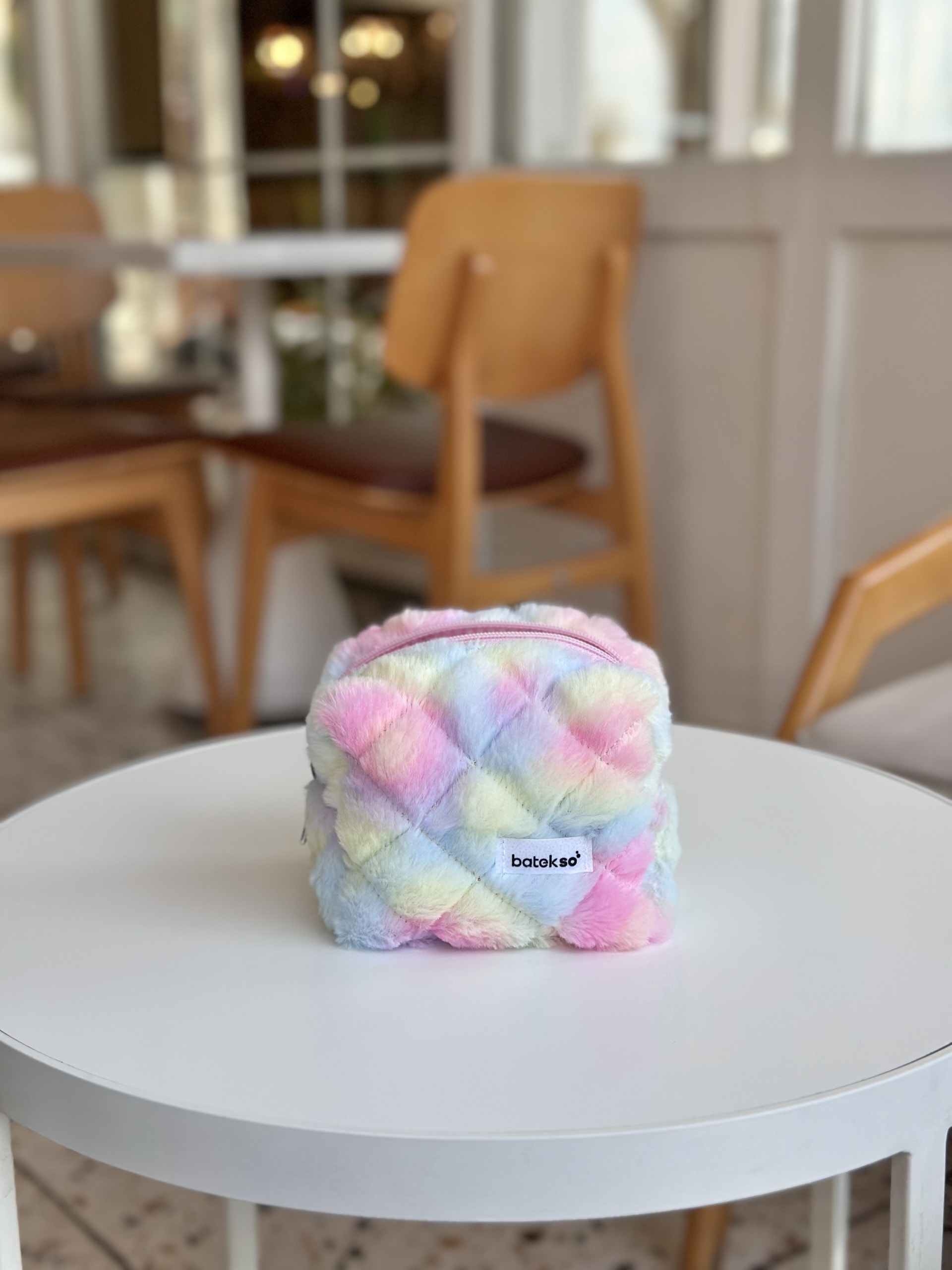 Renkli Peluş Makyaj Çantası - Küçük Boy