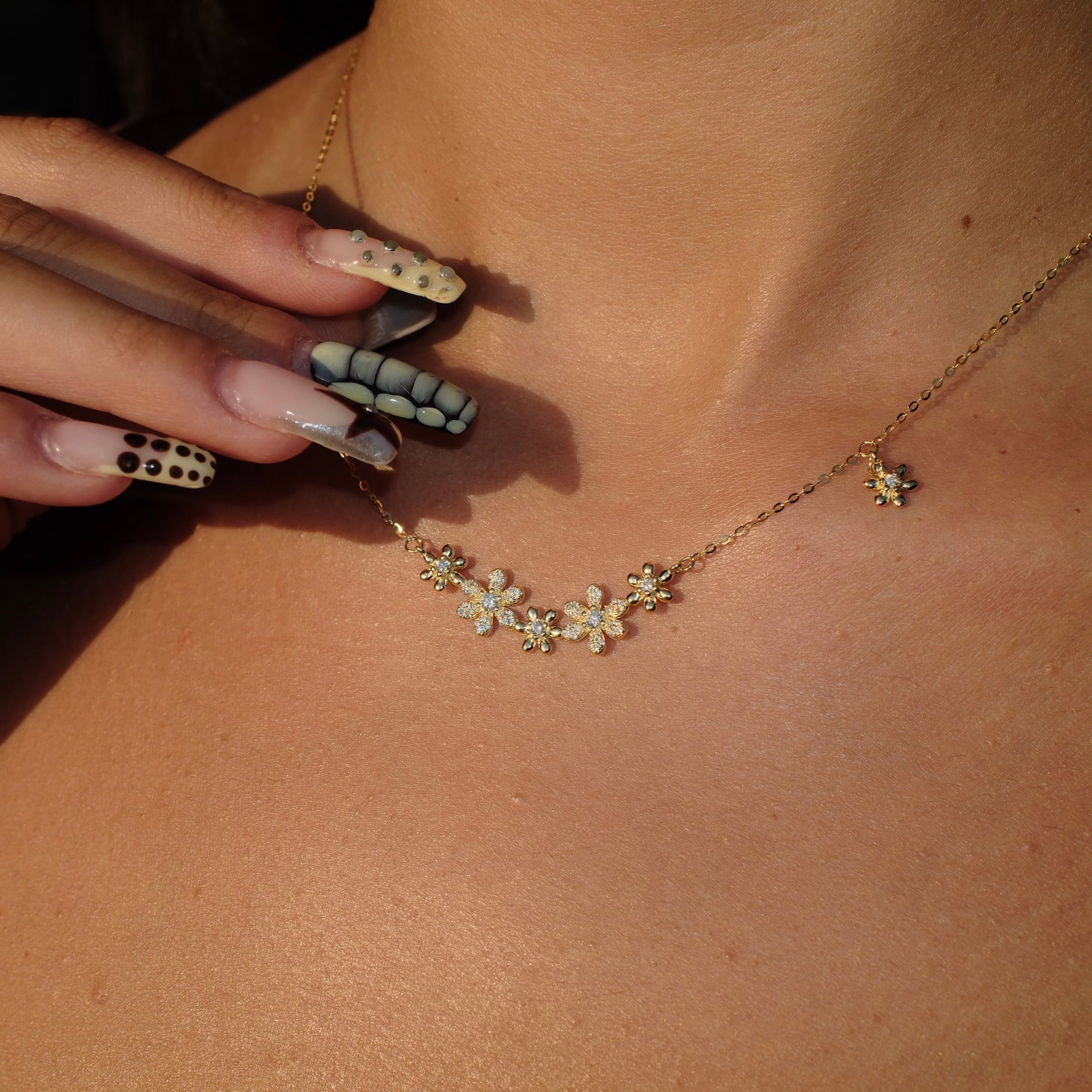 Flower Necklace 3