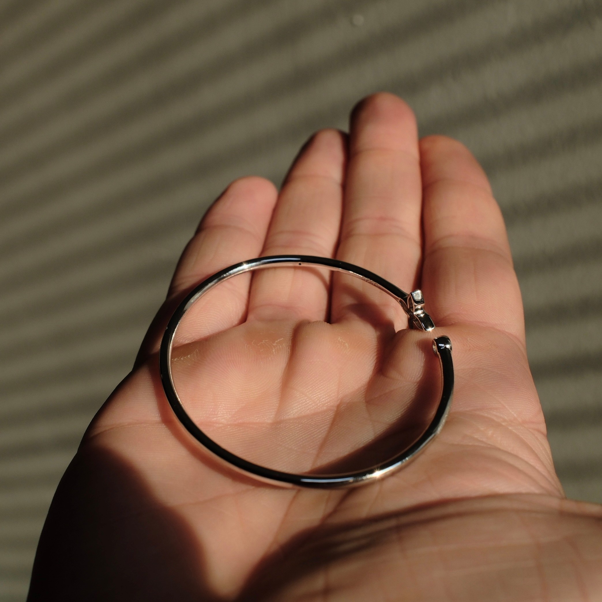FOUR STAR BANGLE