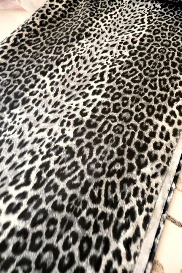 %100 Pamuk Siyah Leopar Poplin Kumaş En: 240 Cm Nevresim, Çarşaf, Yastık Kılıfı, Elbise Ve Çanta