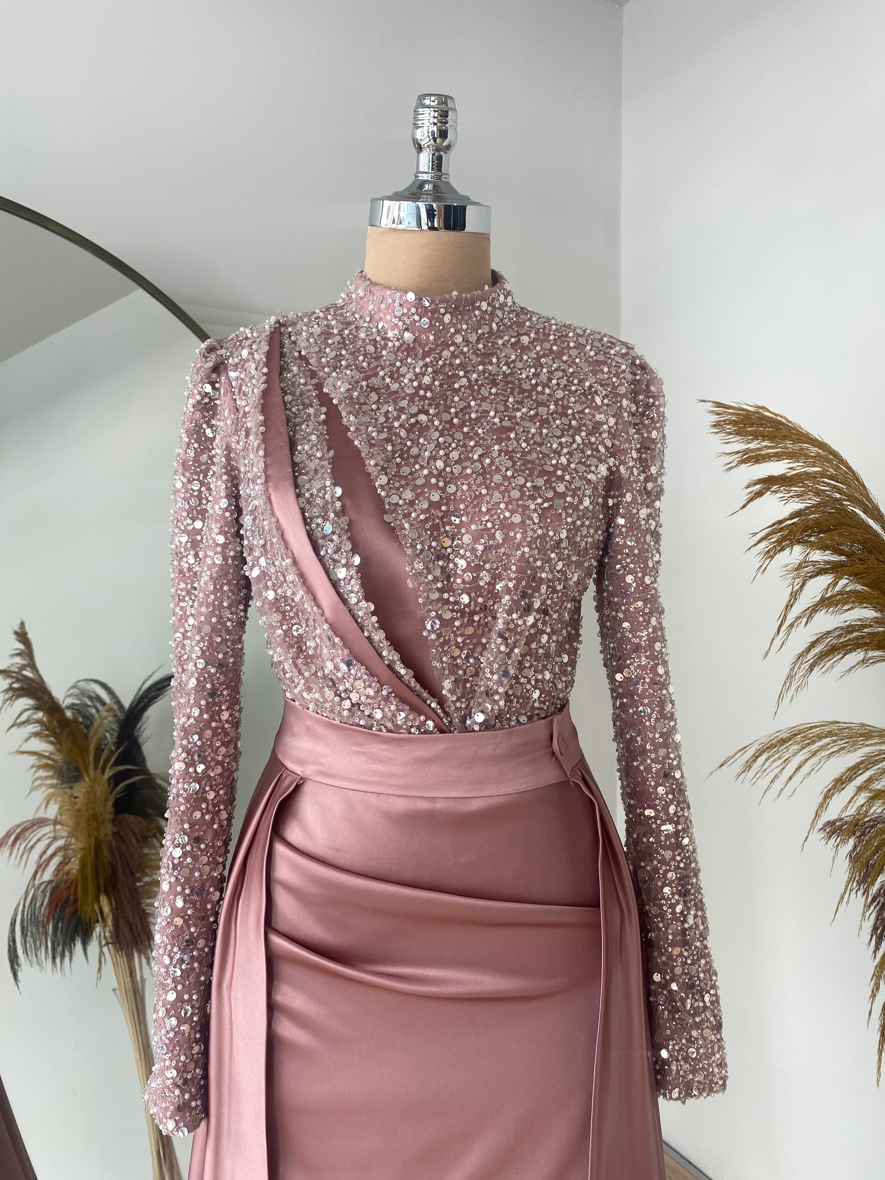 Berra Balık Evening Dress