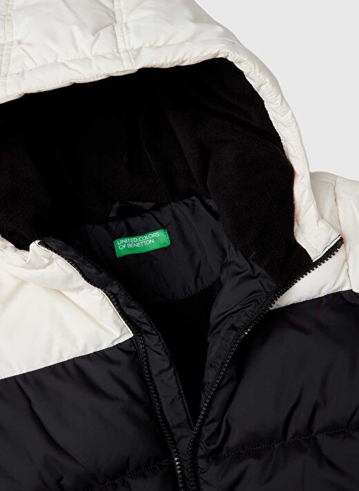 Benetton Erkek Çocuk Kapüşonlu Şişme Mont BNT-B 2WU0CN05H-24K