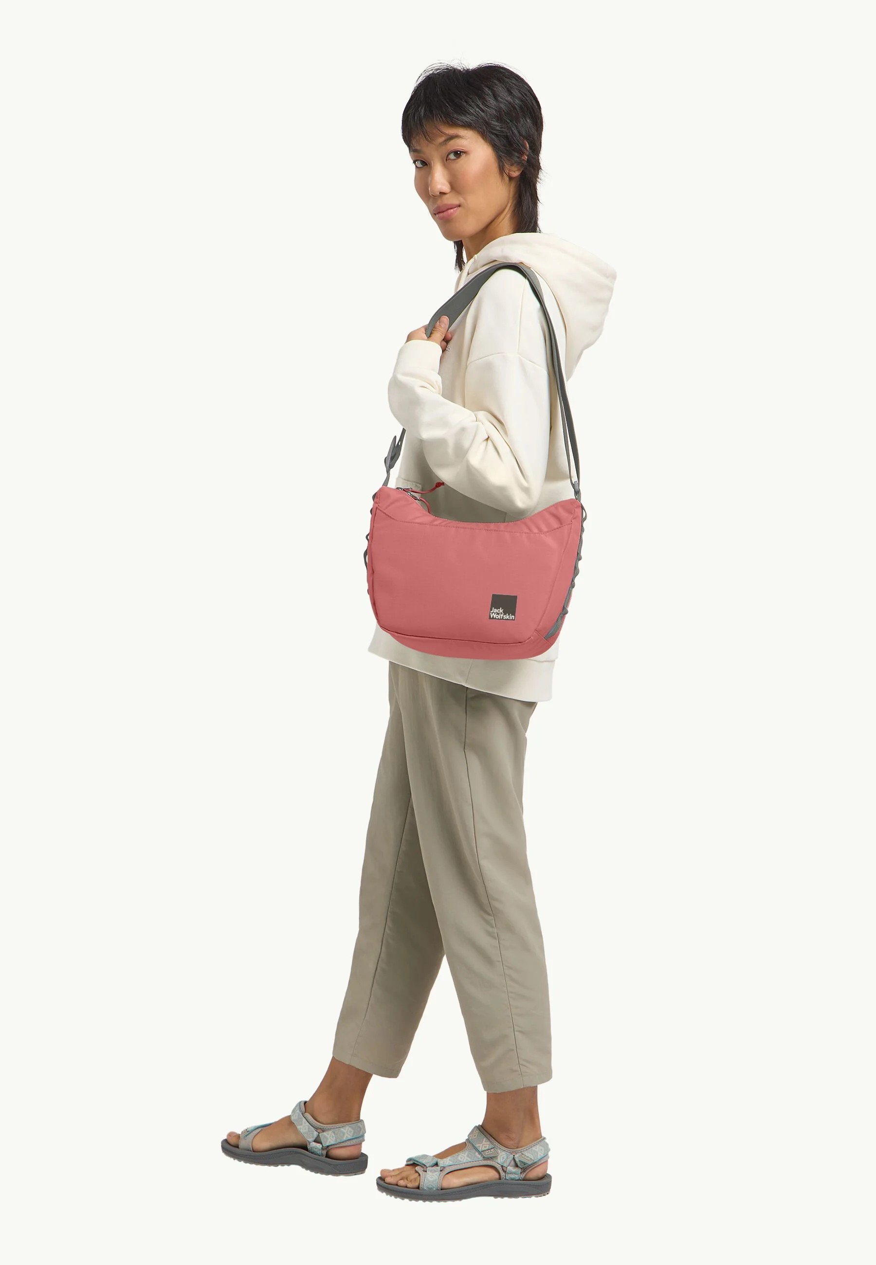 Jack Wolfskin Rose Şık ve Fonksiyonel Omuz Çantası A64024 