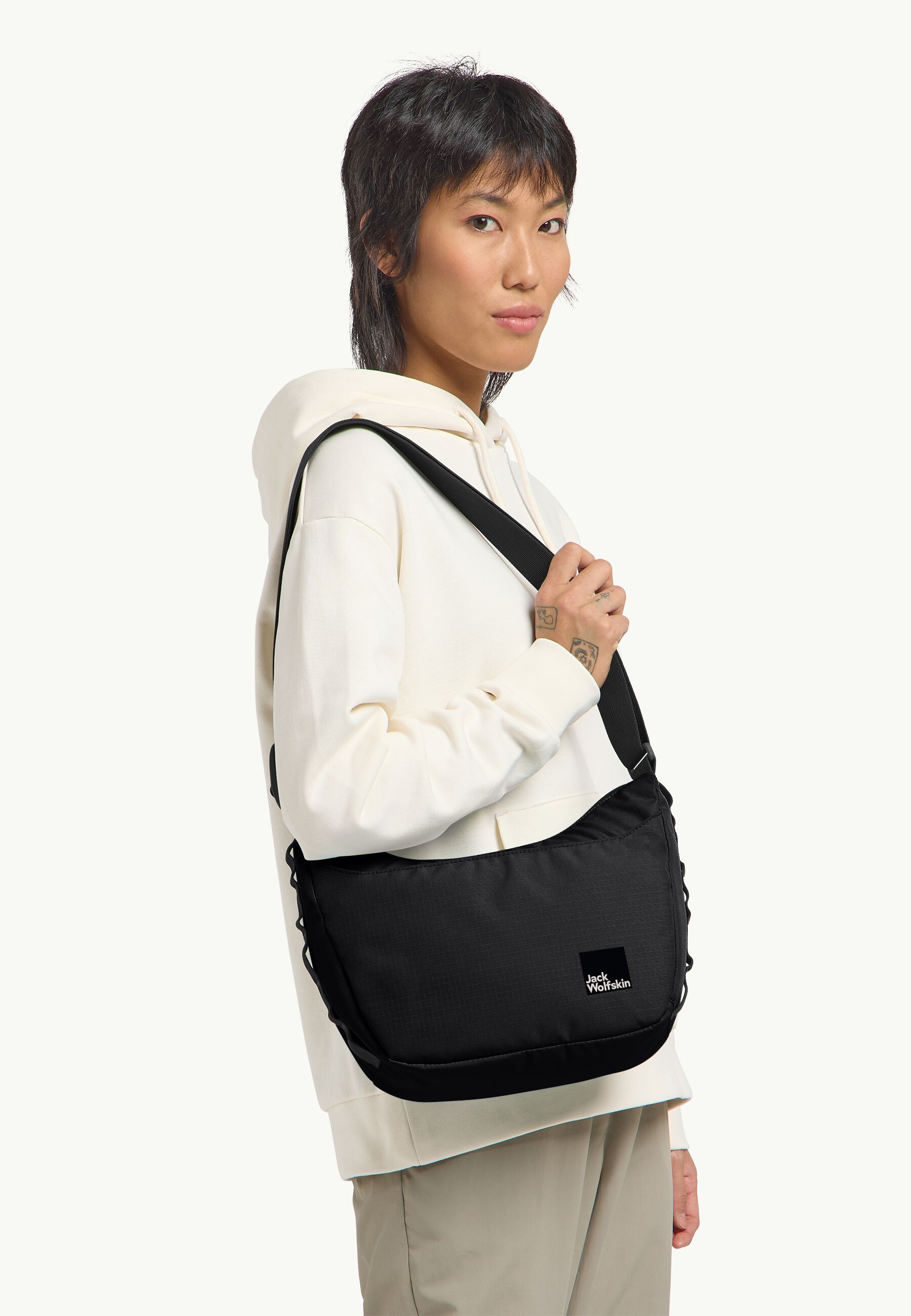 Jack Wolfskin Rose Şık ve Fonksiyonel Omuz Çantası A64024 