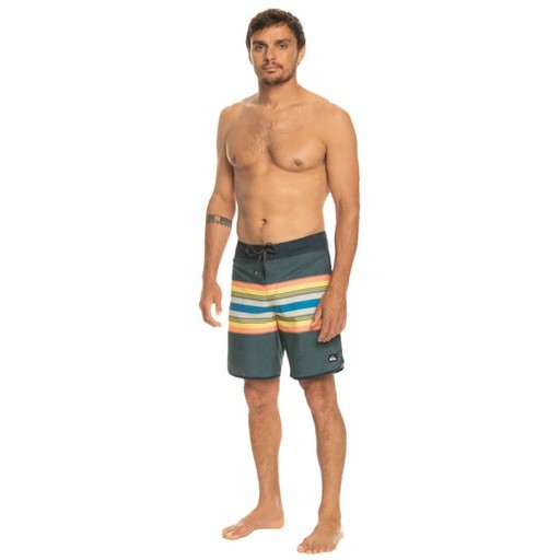 Quiksilver Everyday Scallop 19 Erkek Yüzme Deniz Şortu Yeşil  EQYBS04791