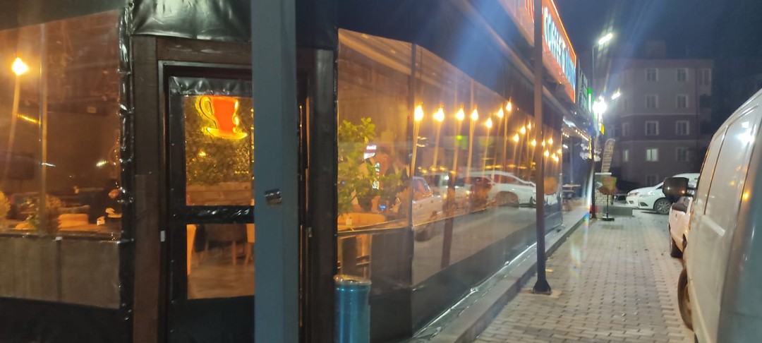 Kafe Montajı, direkt üst tavana bağlı bir profile vidaladığımız kapama.