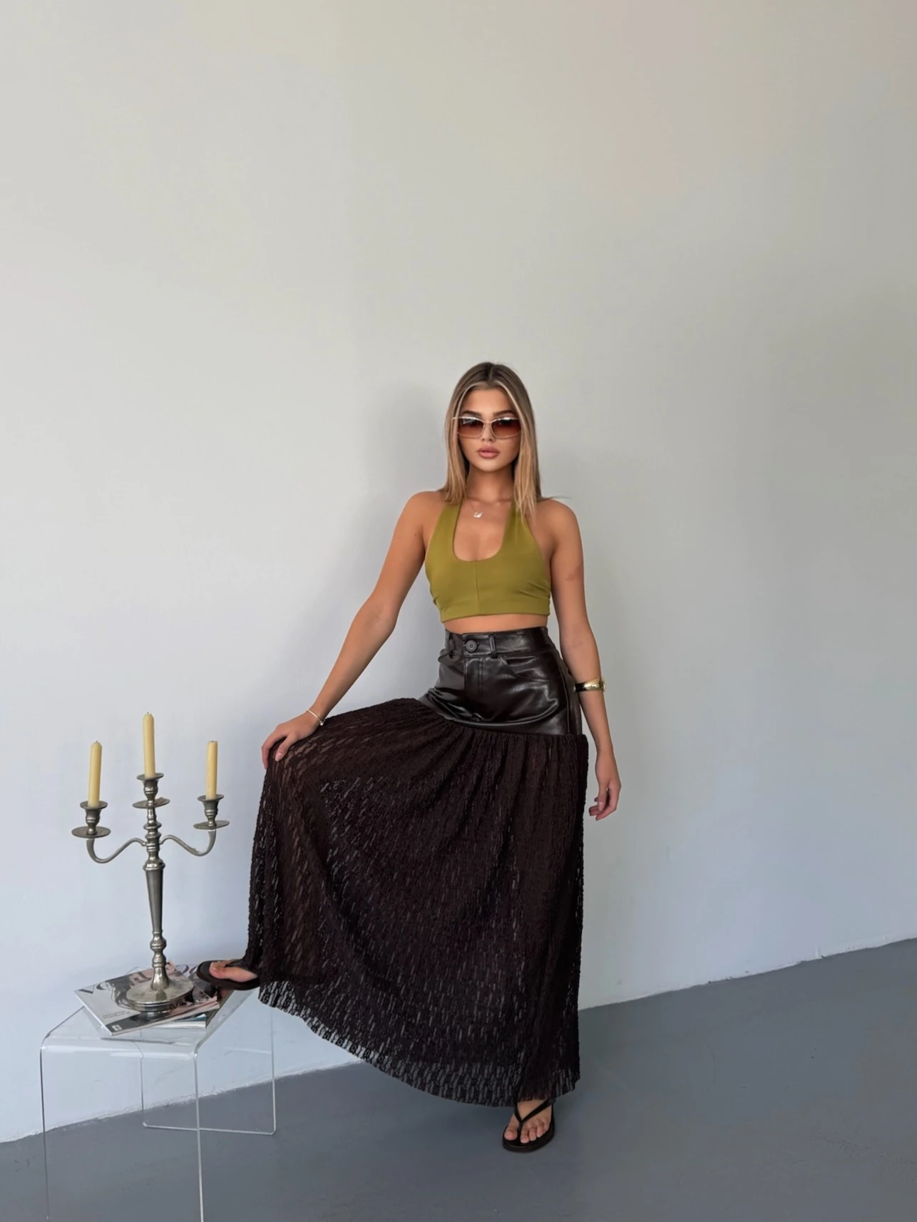 Şıklık Perdesi Dantelli Etek - Kahverengi