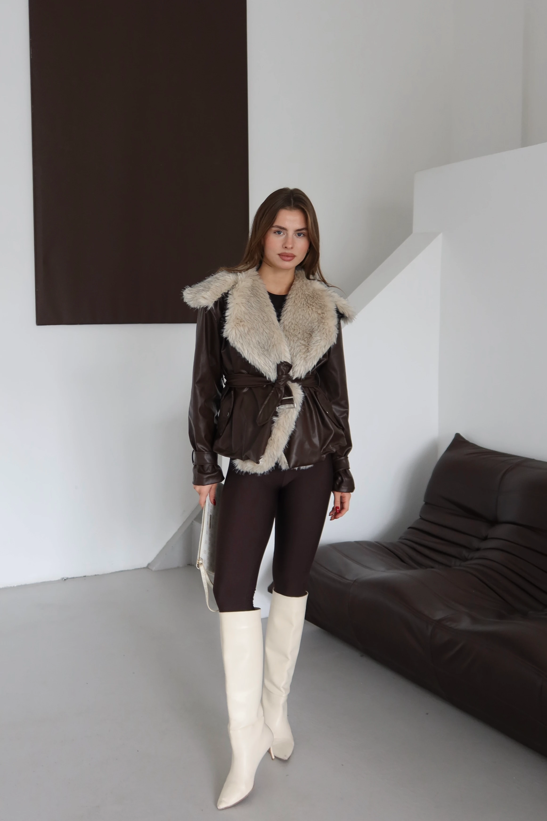 Vera Peluş Detaylı Deri Ceket