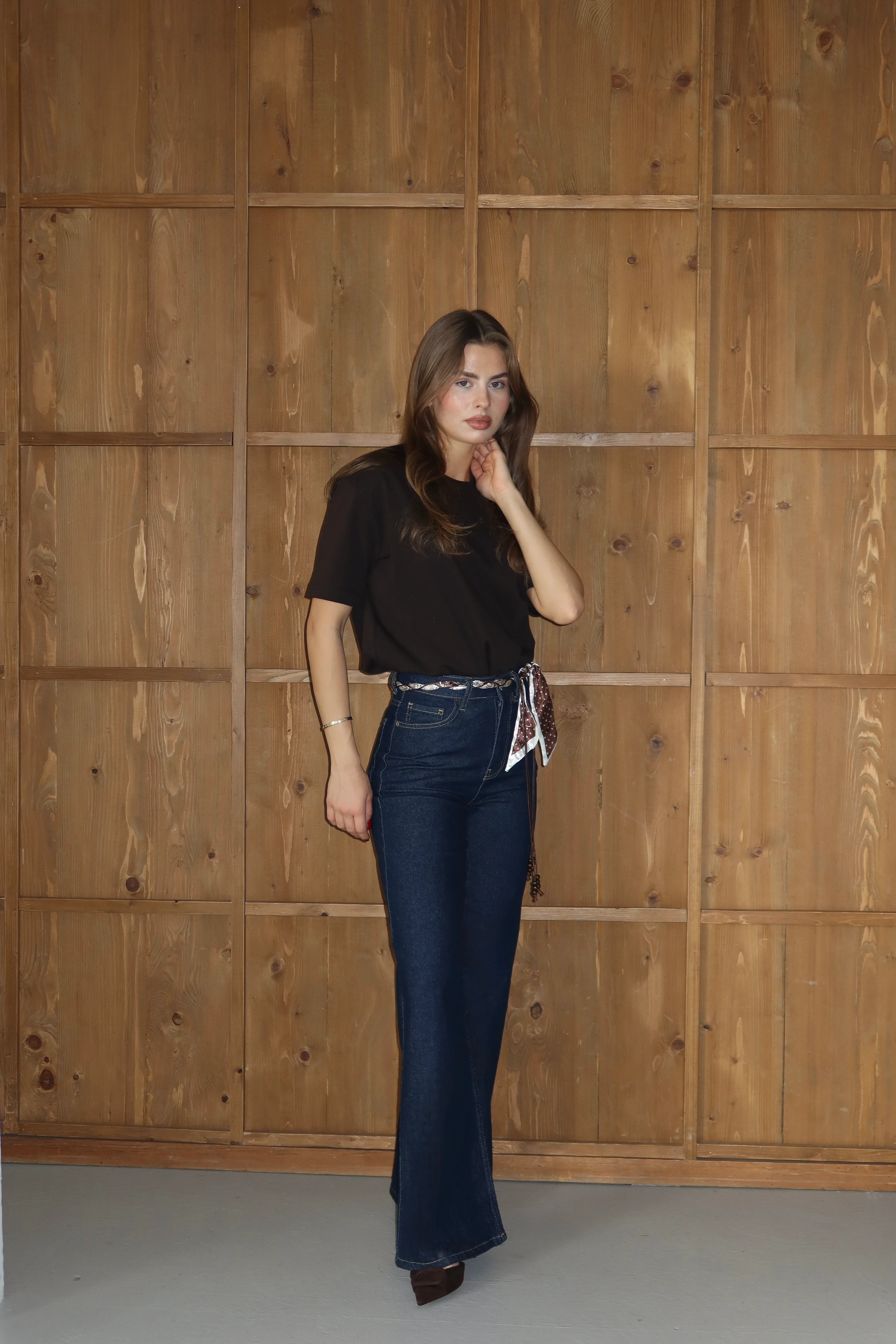 Fular Detaylı Denim