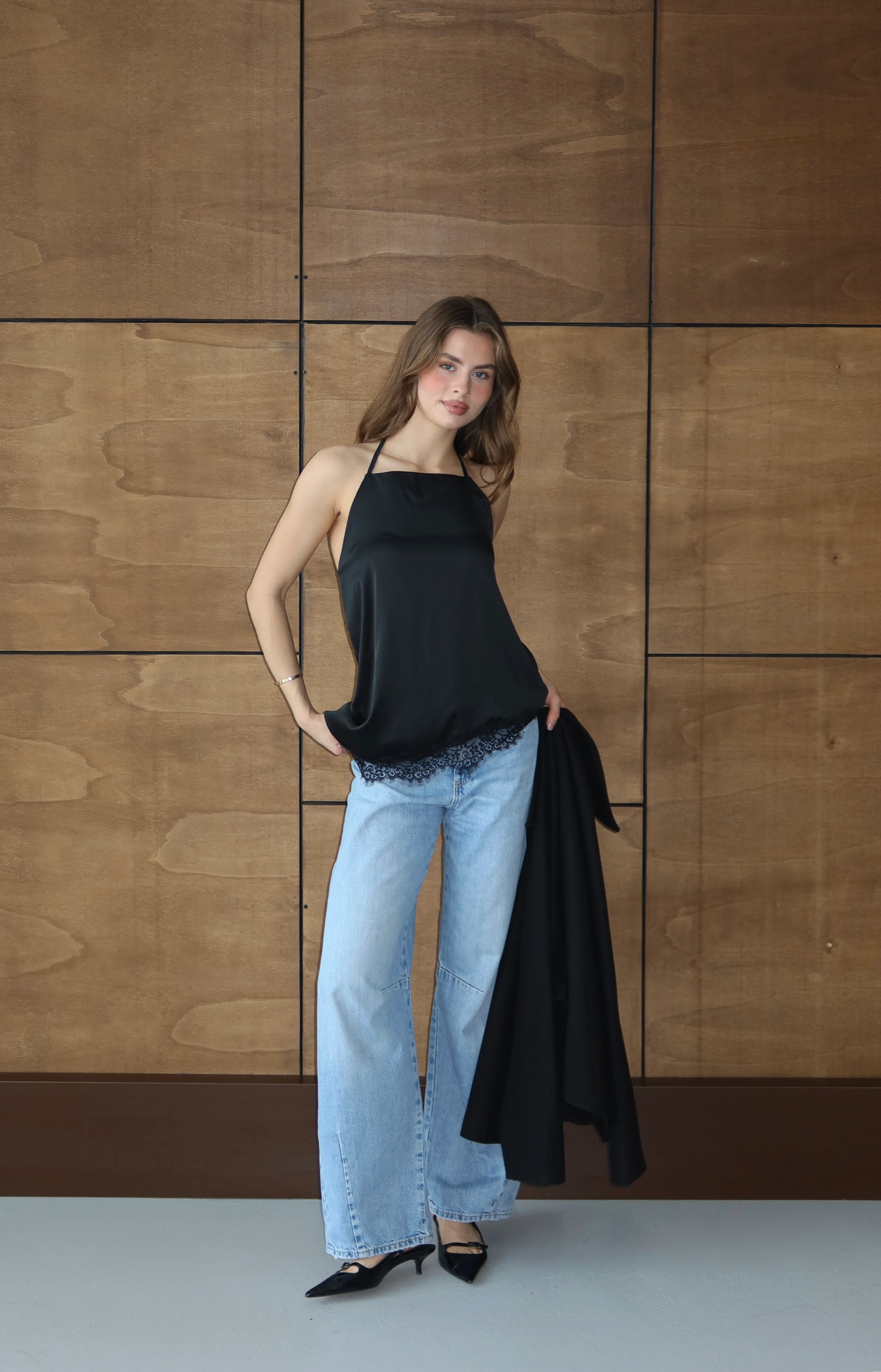 Dantel Dokulu Saten Bluz