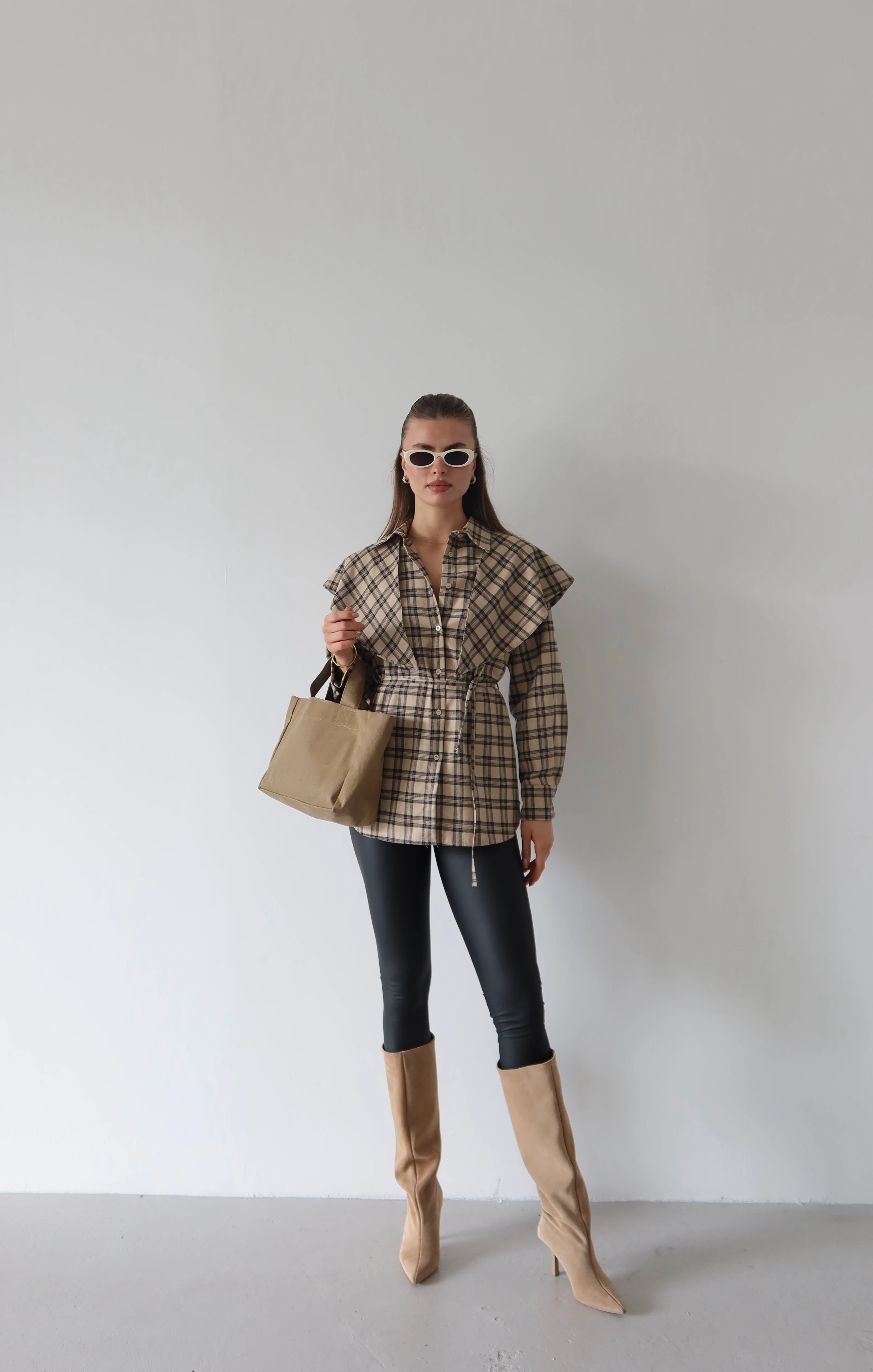 Volanlı Ekose Gömlek - Bej