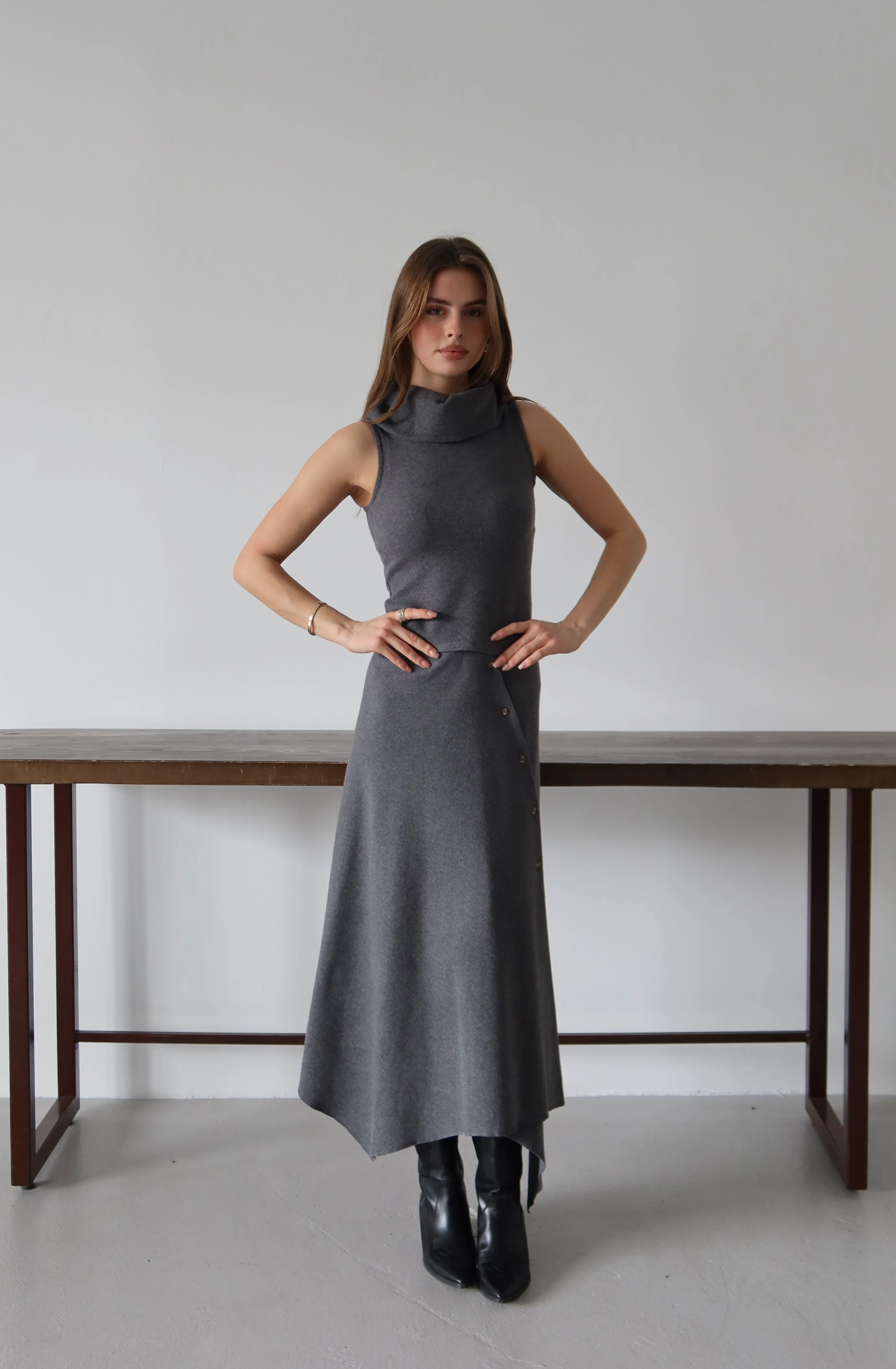 Asil Boğazlı Triko Takım - Gri