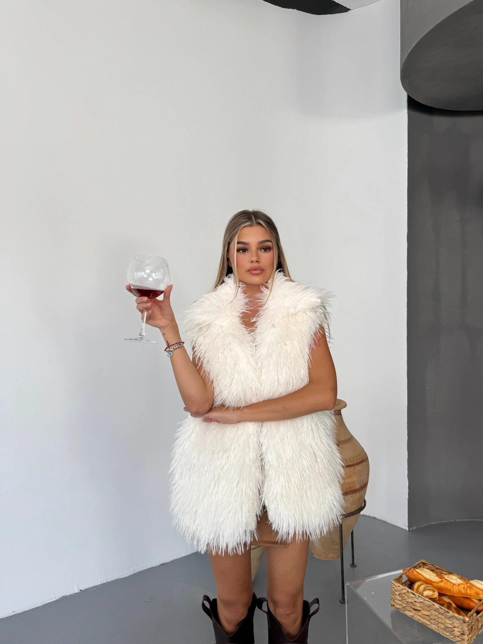 Karma Peluş Yelek - Beyaz